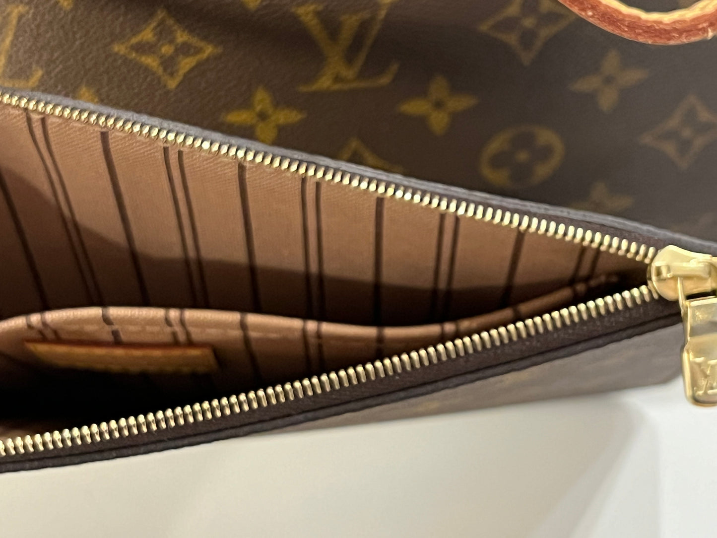 Louis Vuitton Neverfull MM