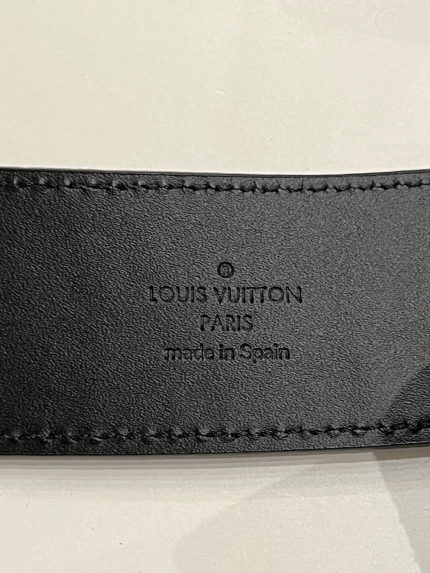 Louis Vuitton Initiales damier graphite belt