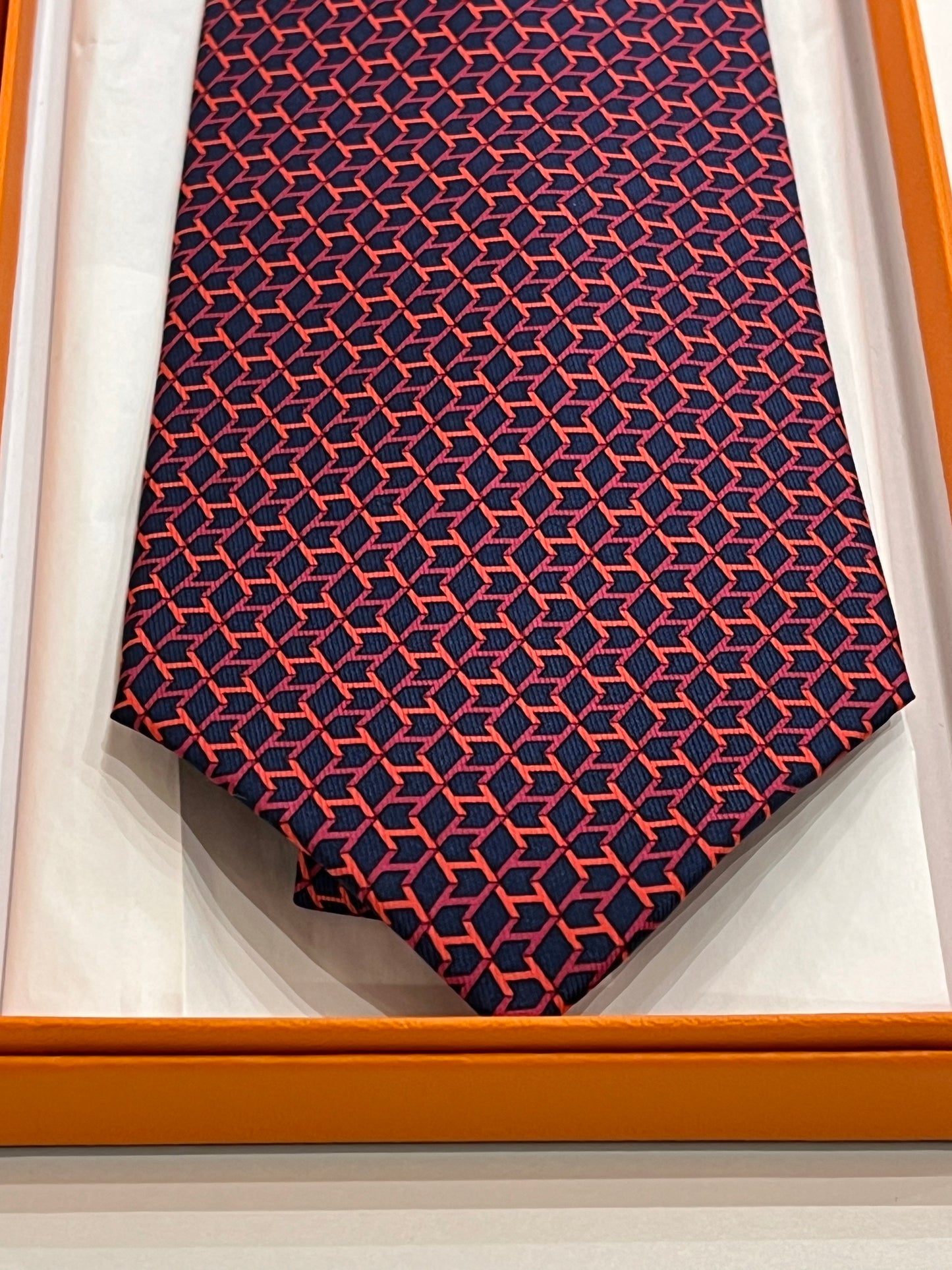 Hermès vintage tie H oblique 5532UA