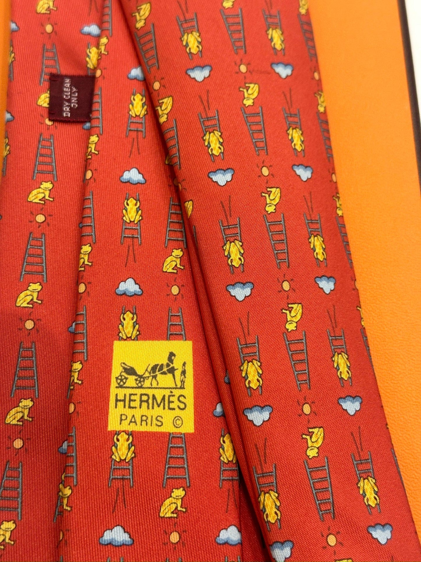 Cravatta vintage Hermès rame base rossa 7860UA