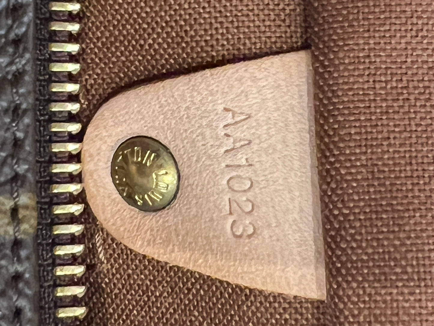 Louis Vuitton Speedy 30