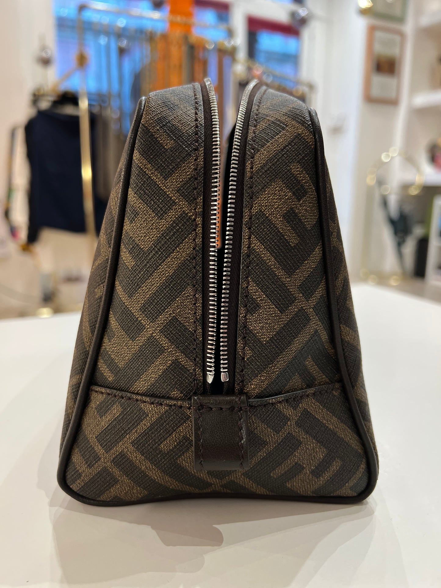 Trousse Fendi FF logo