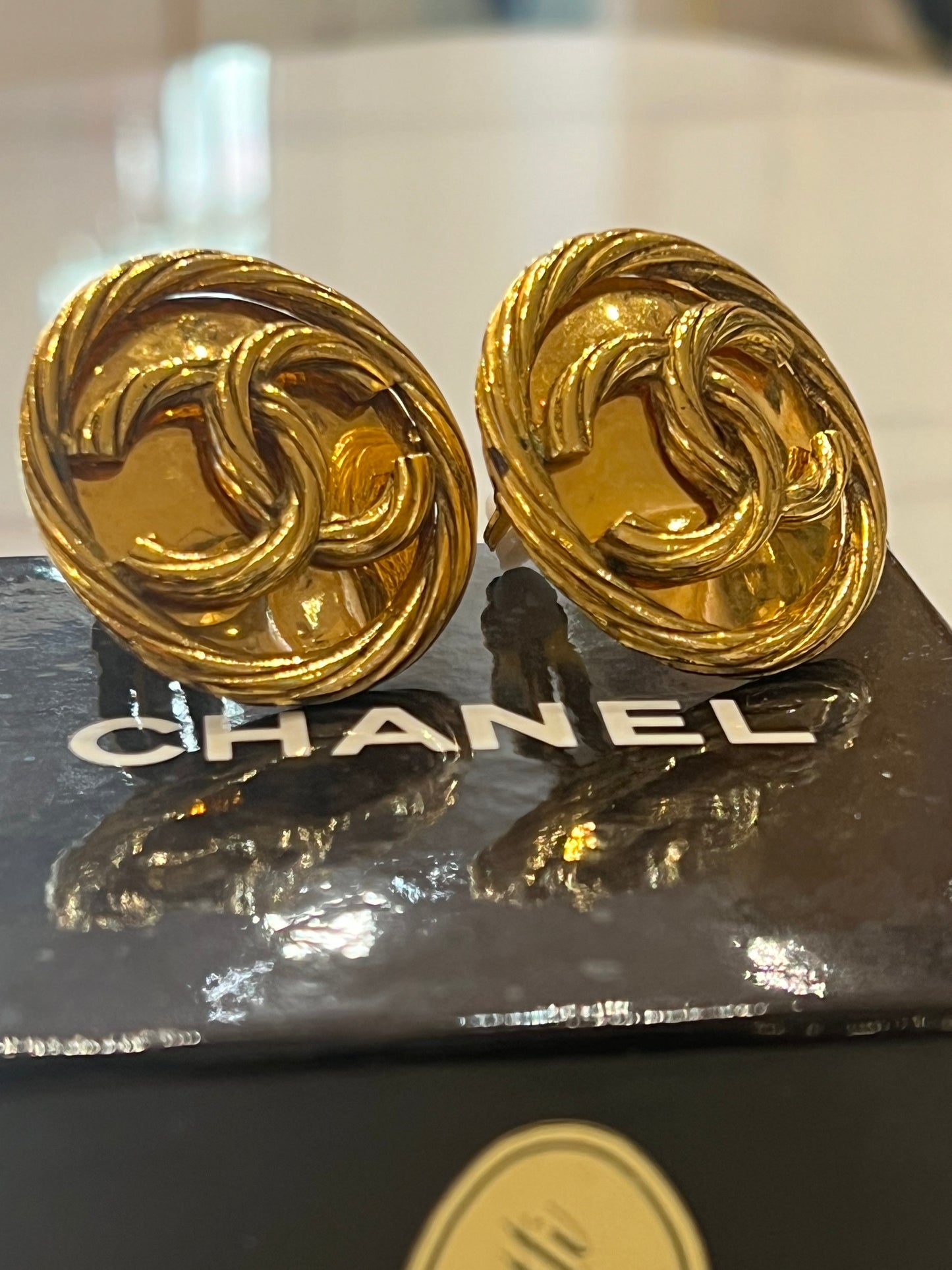 Vintage Chanel clip earrings