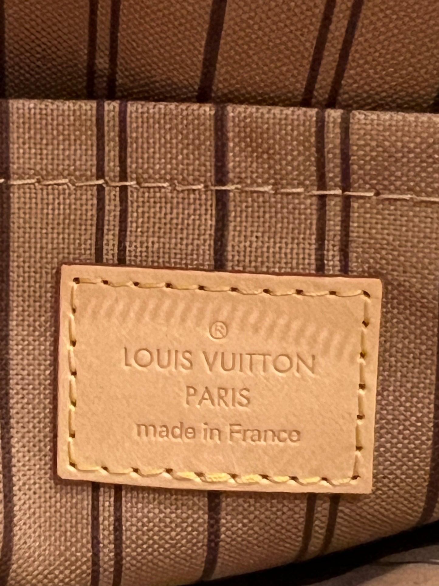Louis Vuitton Neverfull MM