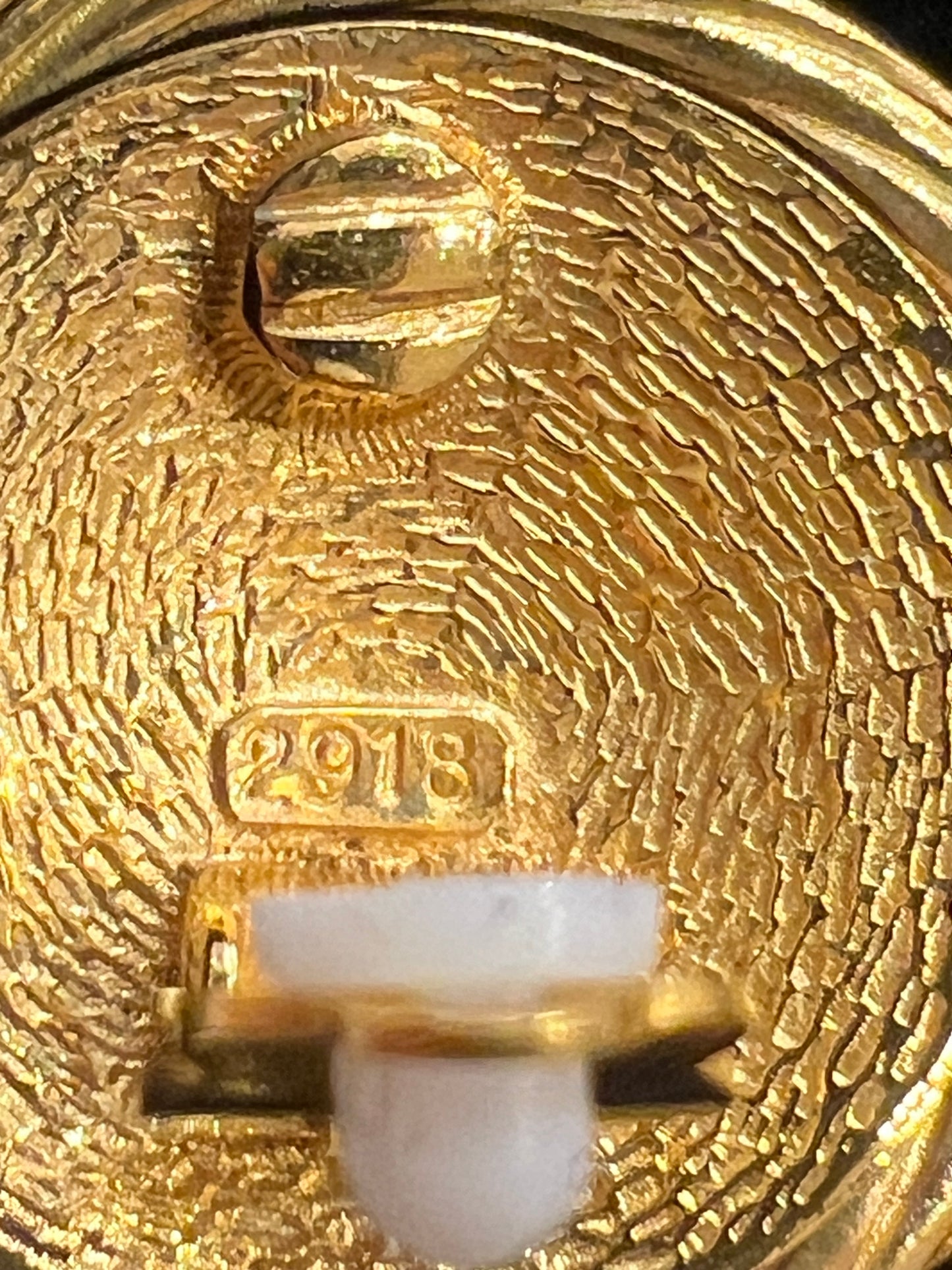 Vintage Chanel clip earrings