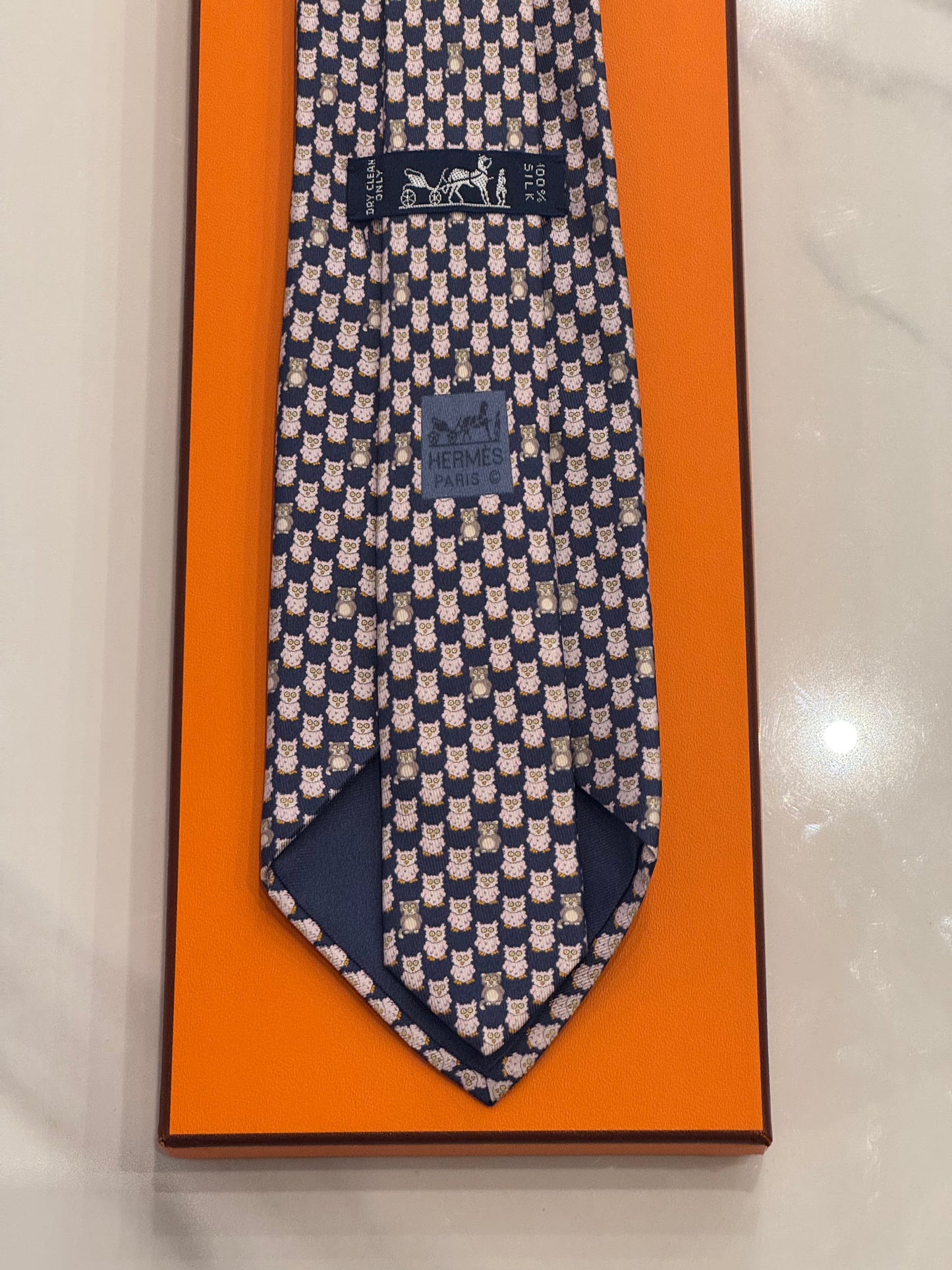 Cravatta vintage Hermès Cod 5610MA