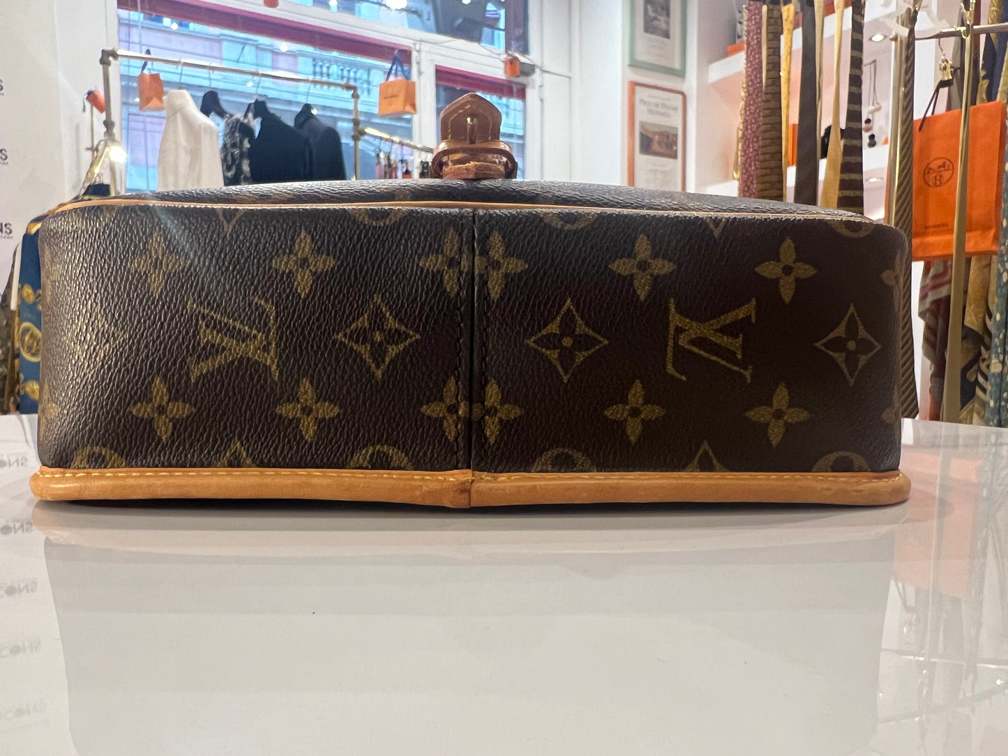 Louis Vuitton Sologne