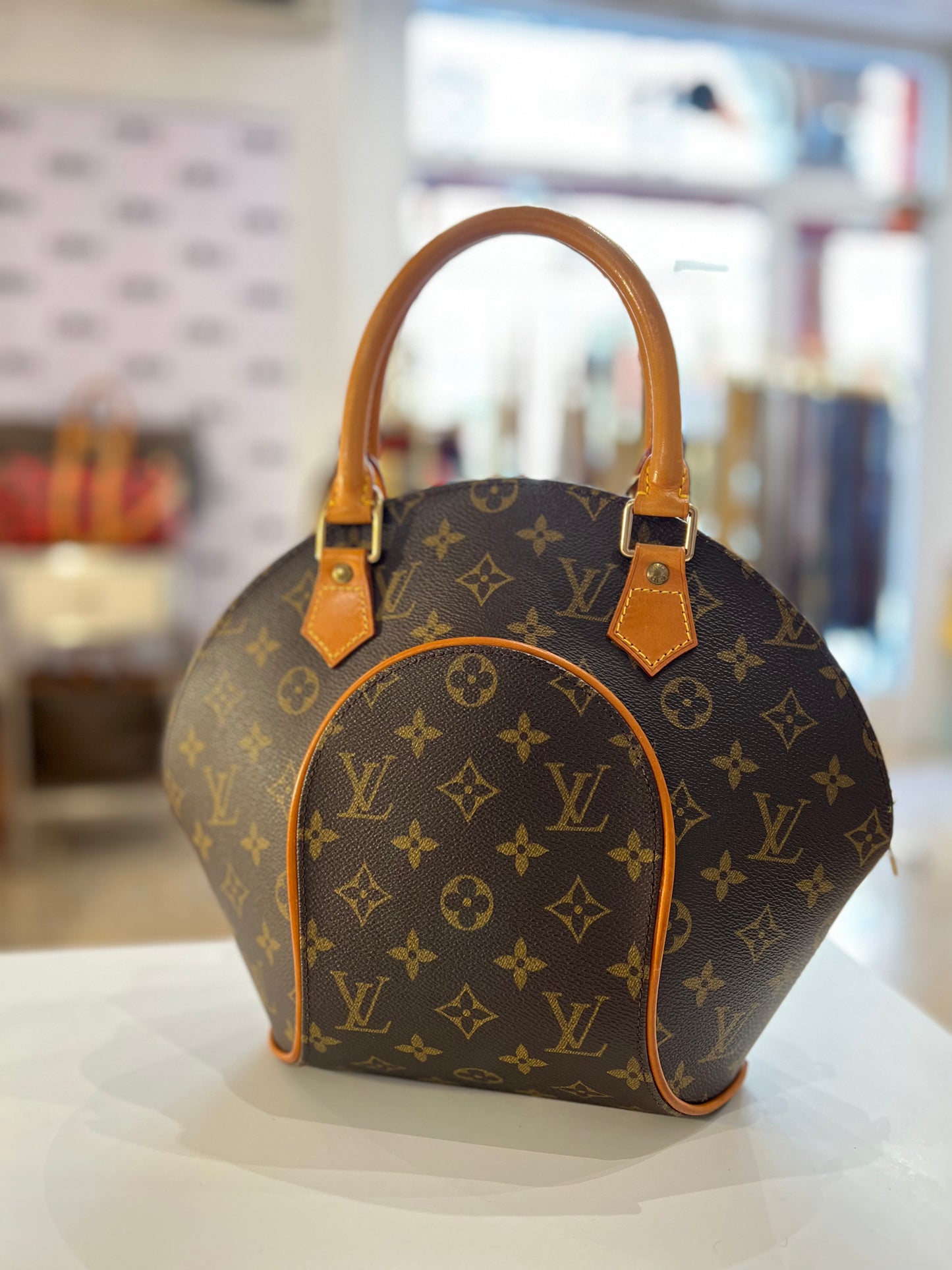 Louis Vuitton Ellipse mm