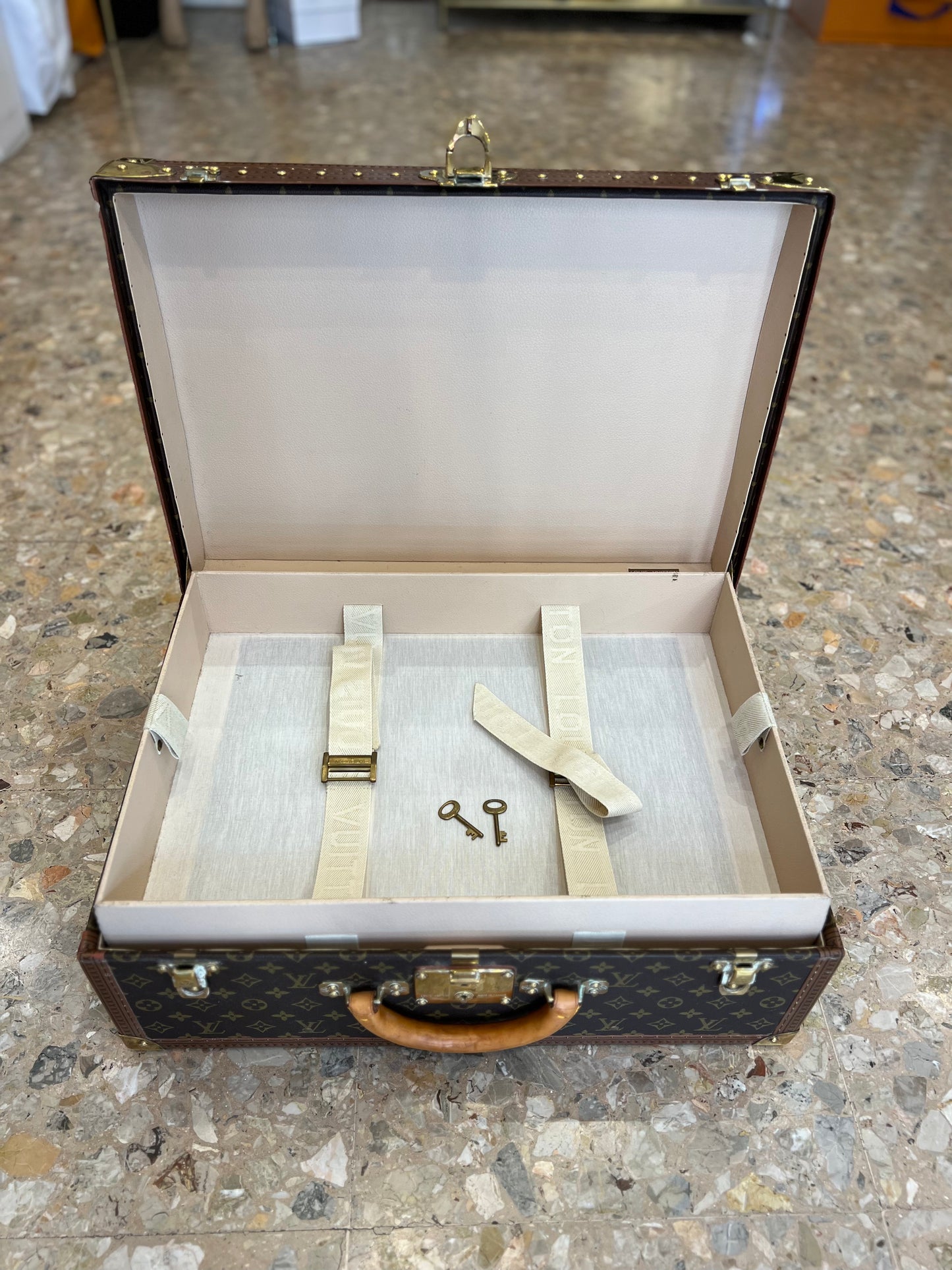 Louis Vuitton Alzer 55