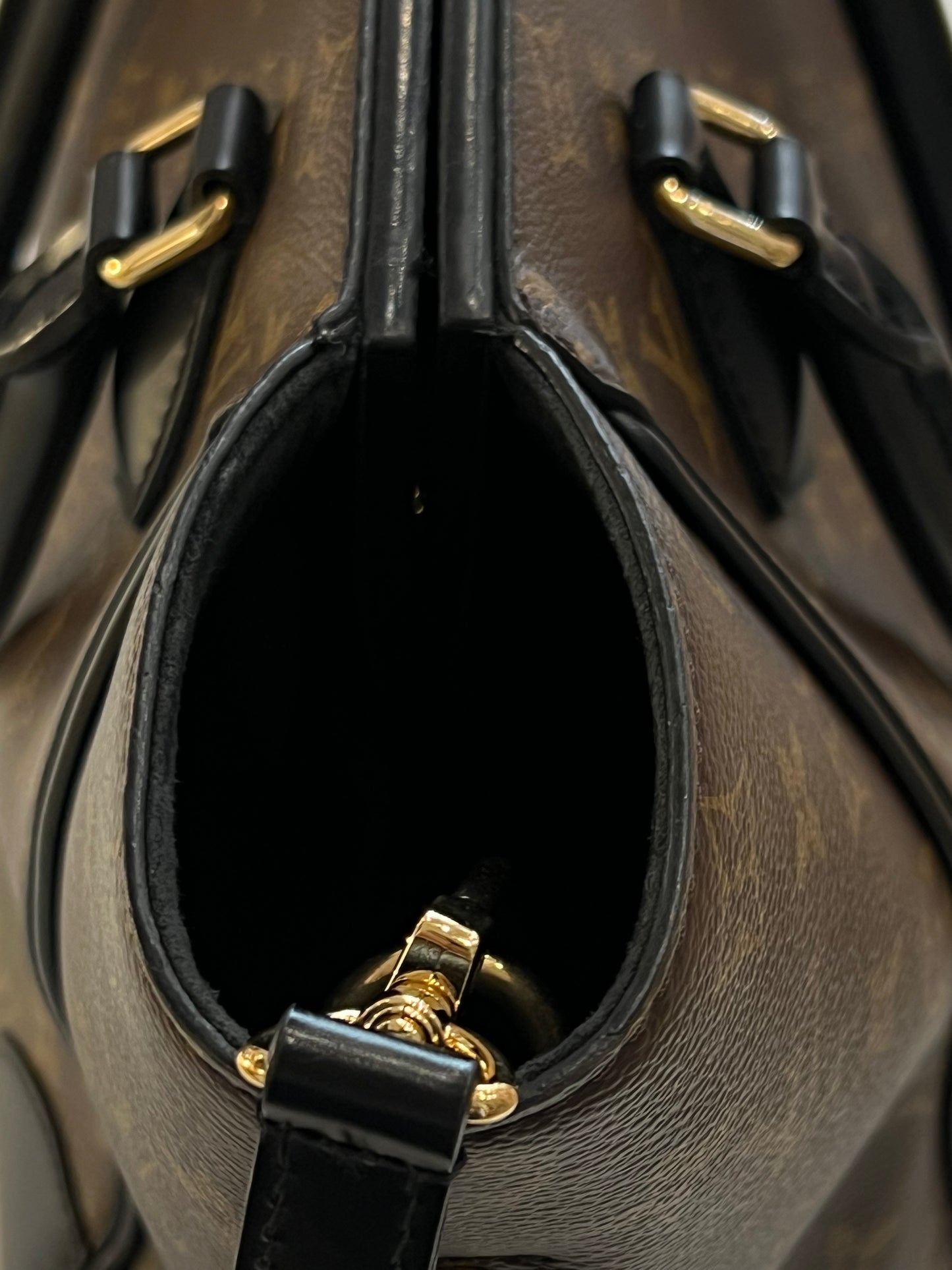 Tote Phenix Louis Vuitton