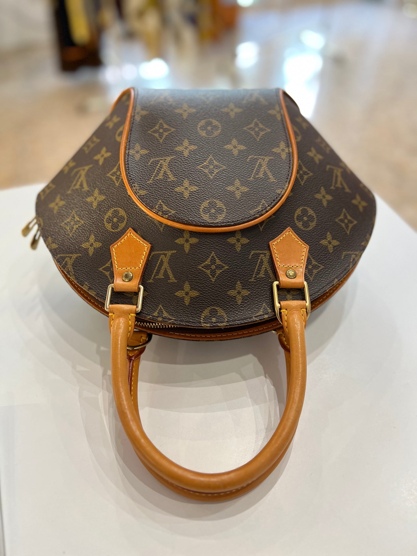 Louis Vuitton Ellipse mm
