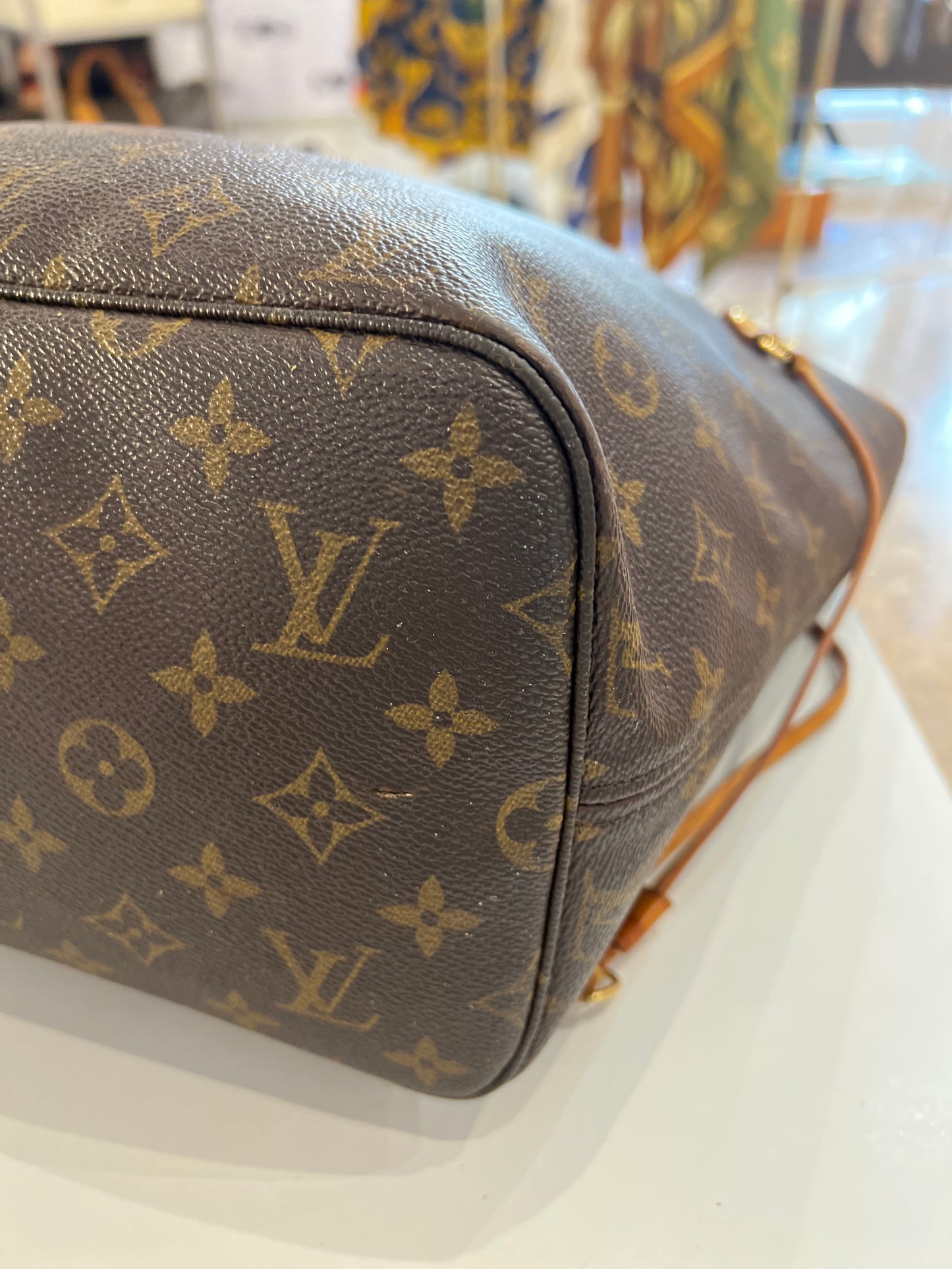 Louis Vuitton Neverfull mm
