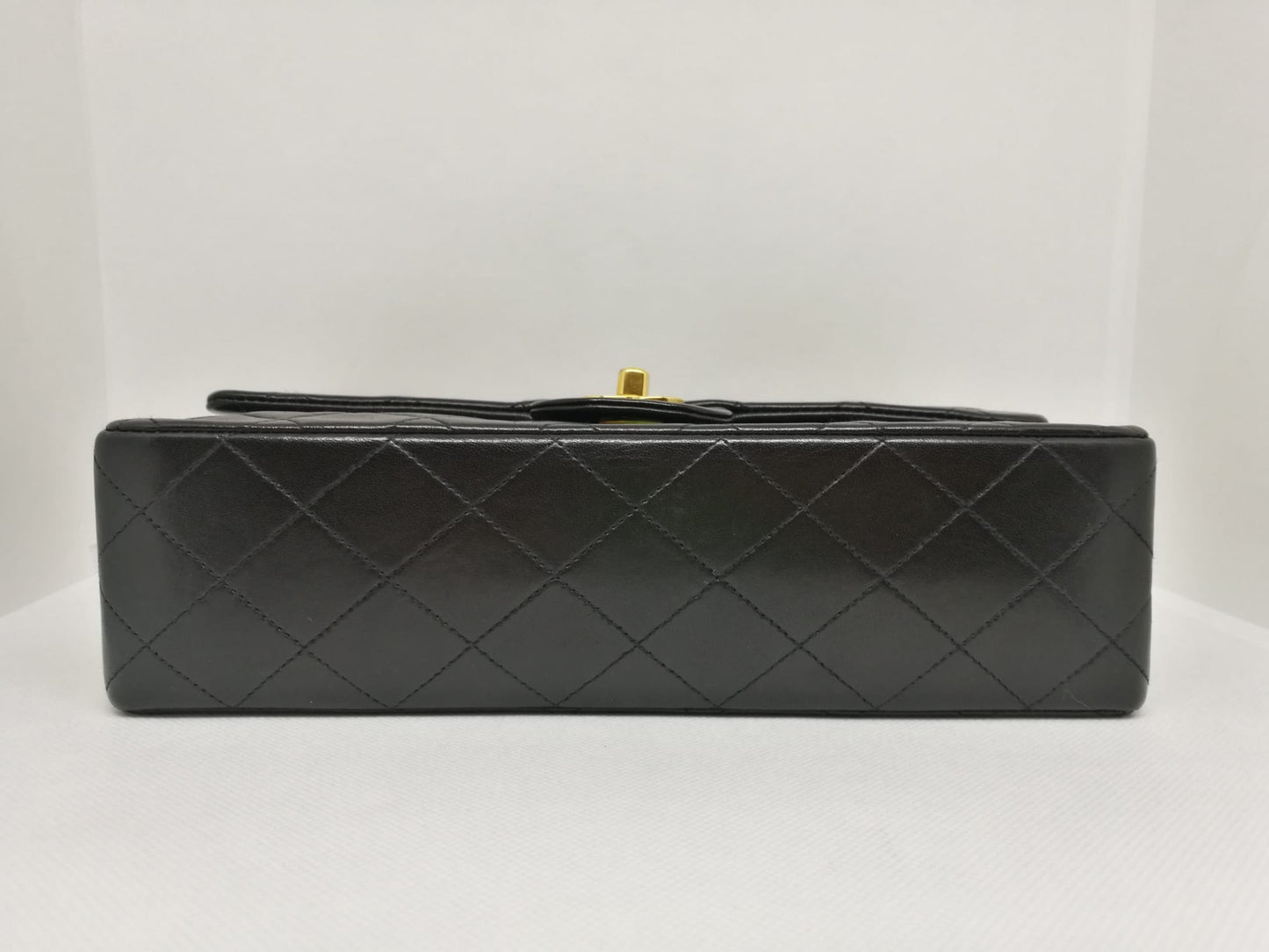 Chanel Timeless 2.55
