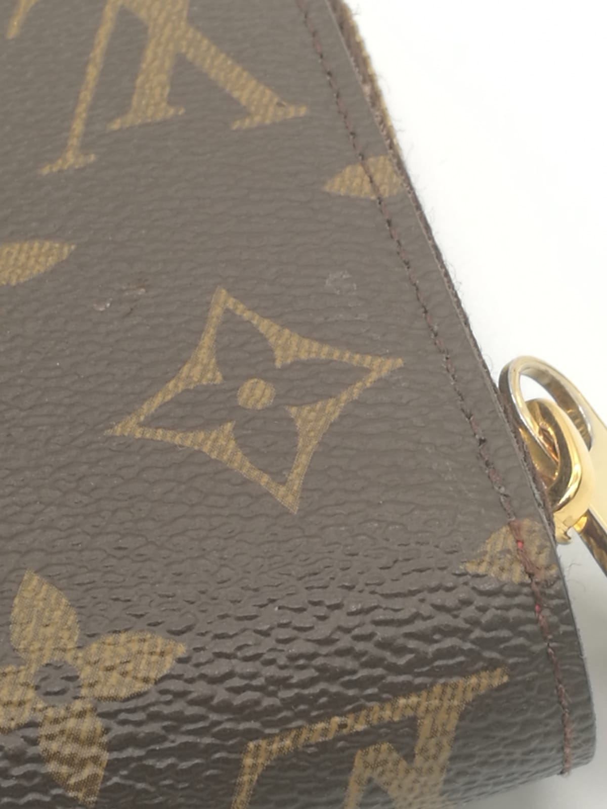 Louis Vuitton Zippy wallet