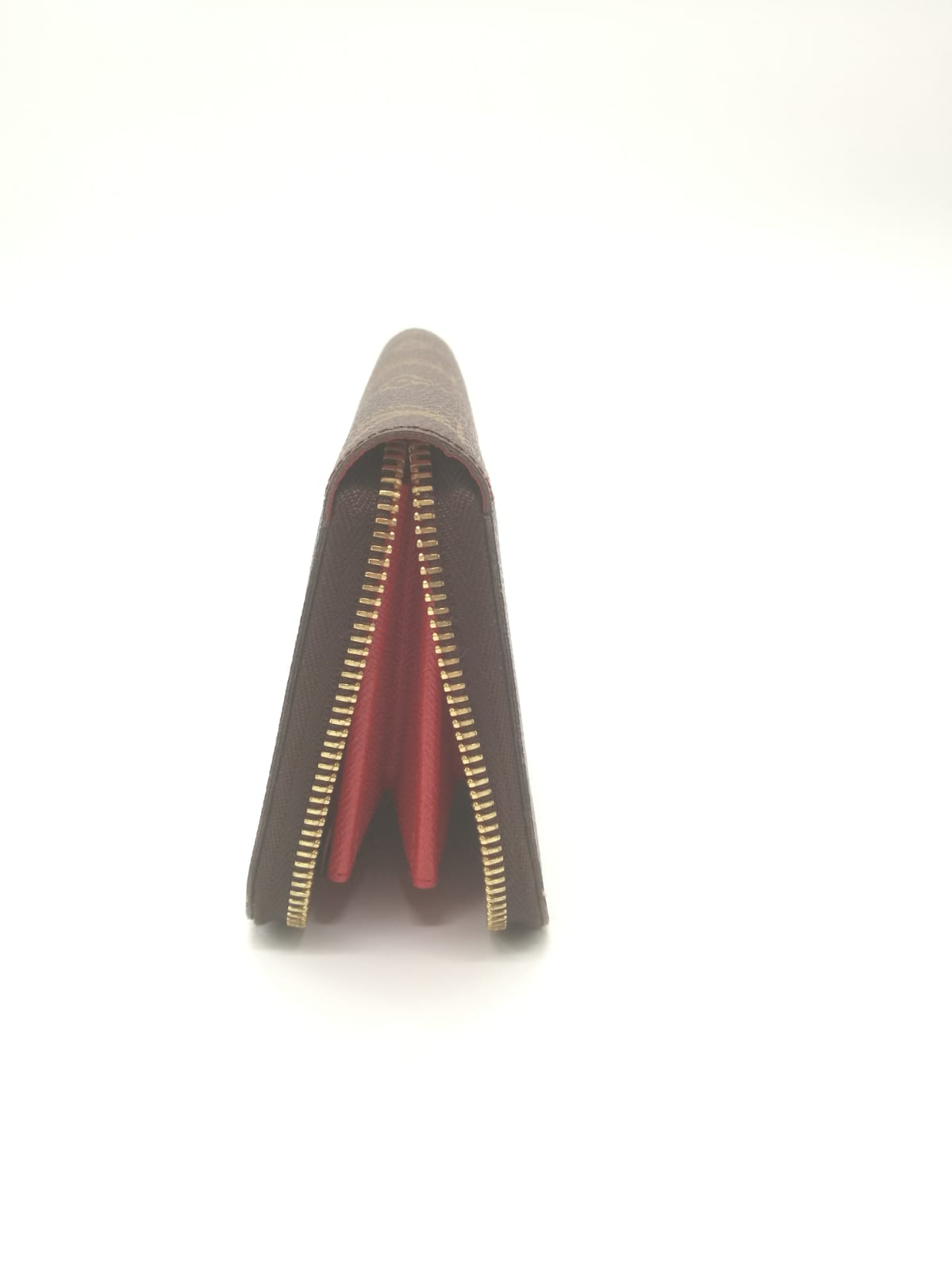 Louis Vuitton Zippy wallet