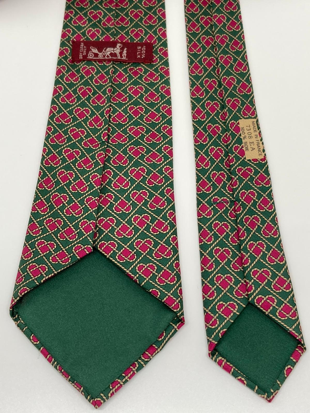 Cravatta Hermès con cuori intrecciati c.7308EA