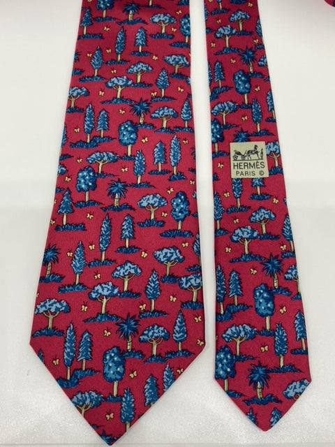 Cravatta Hermès con alberi e farfalle c.7429HA
