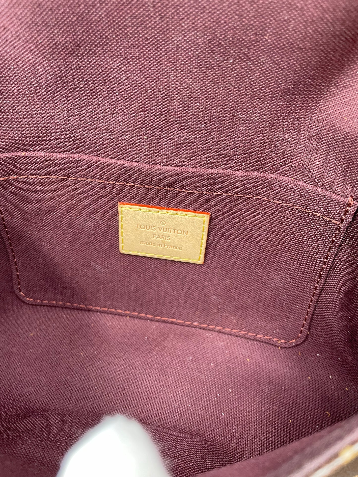 Louis Vuitton Favourite Pochette