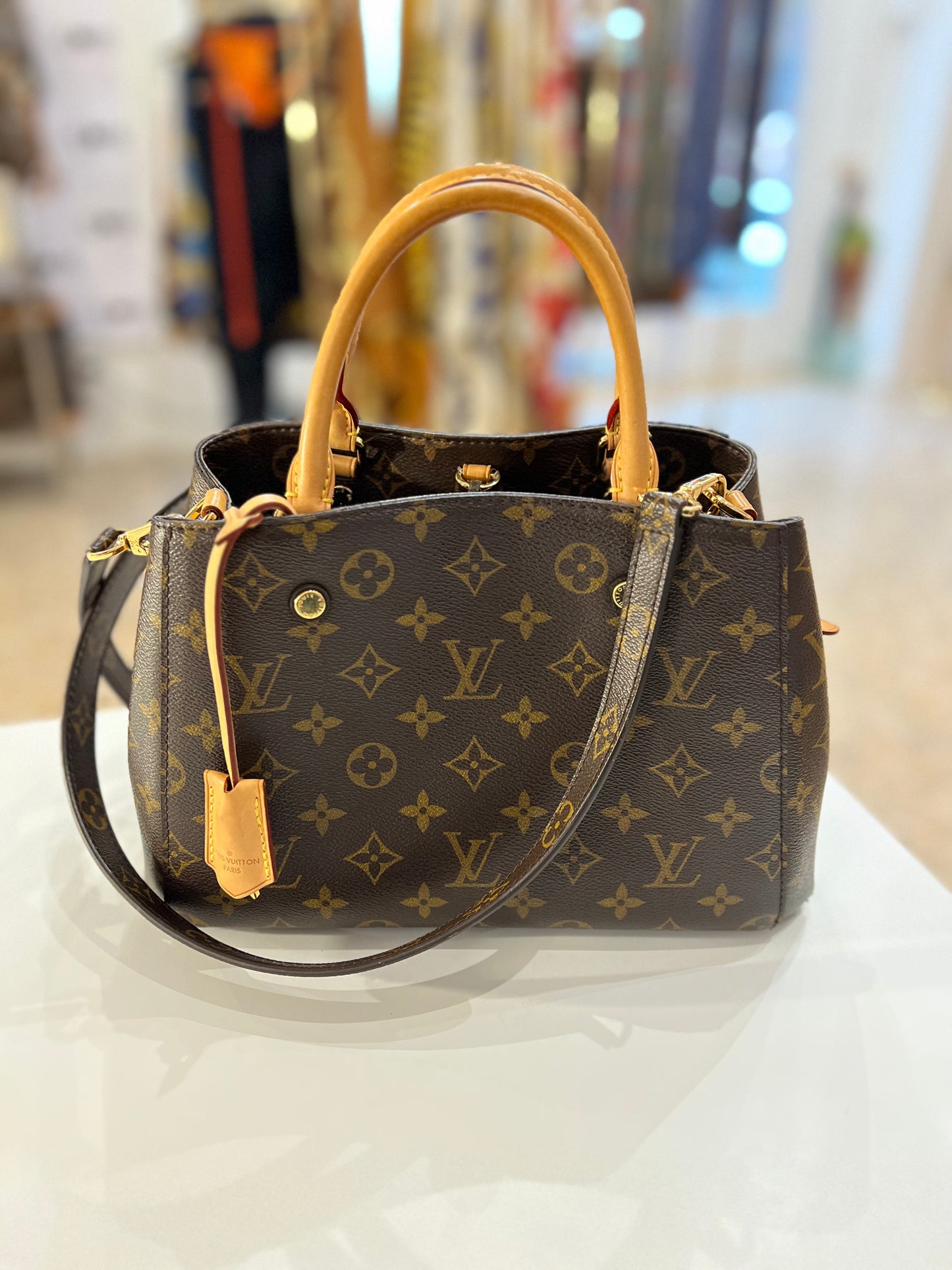 Louis Vuitton Montaigne BB second hand