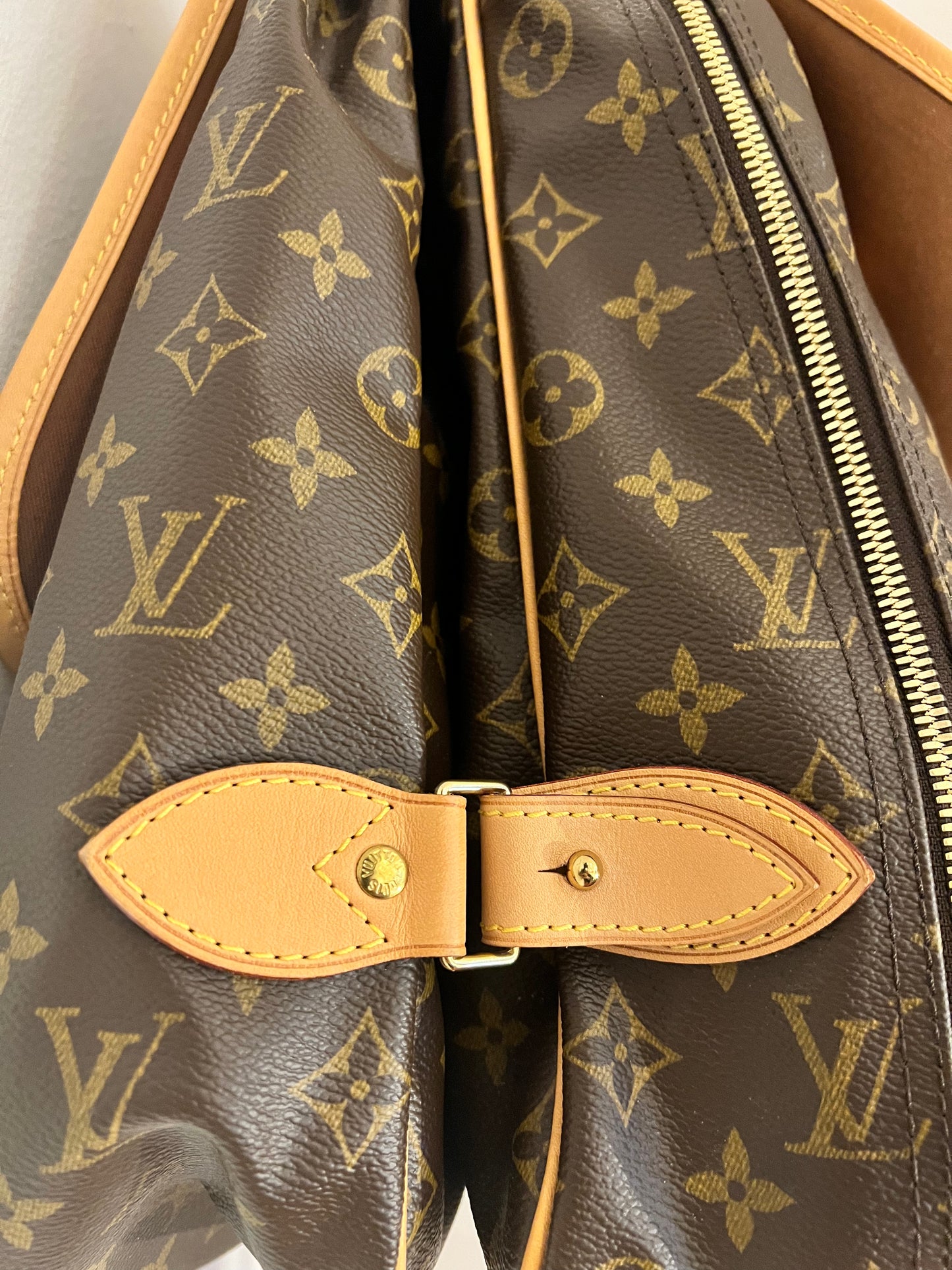 Louis Vuitton Sac de Chasse