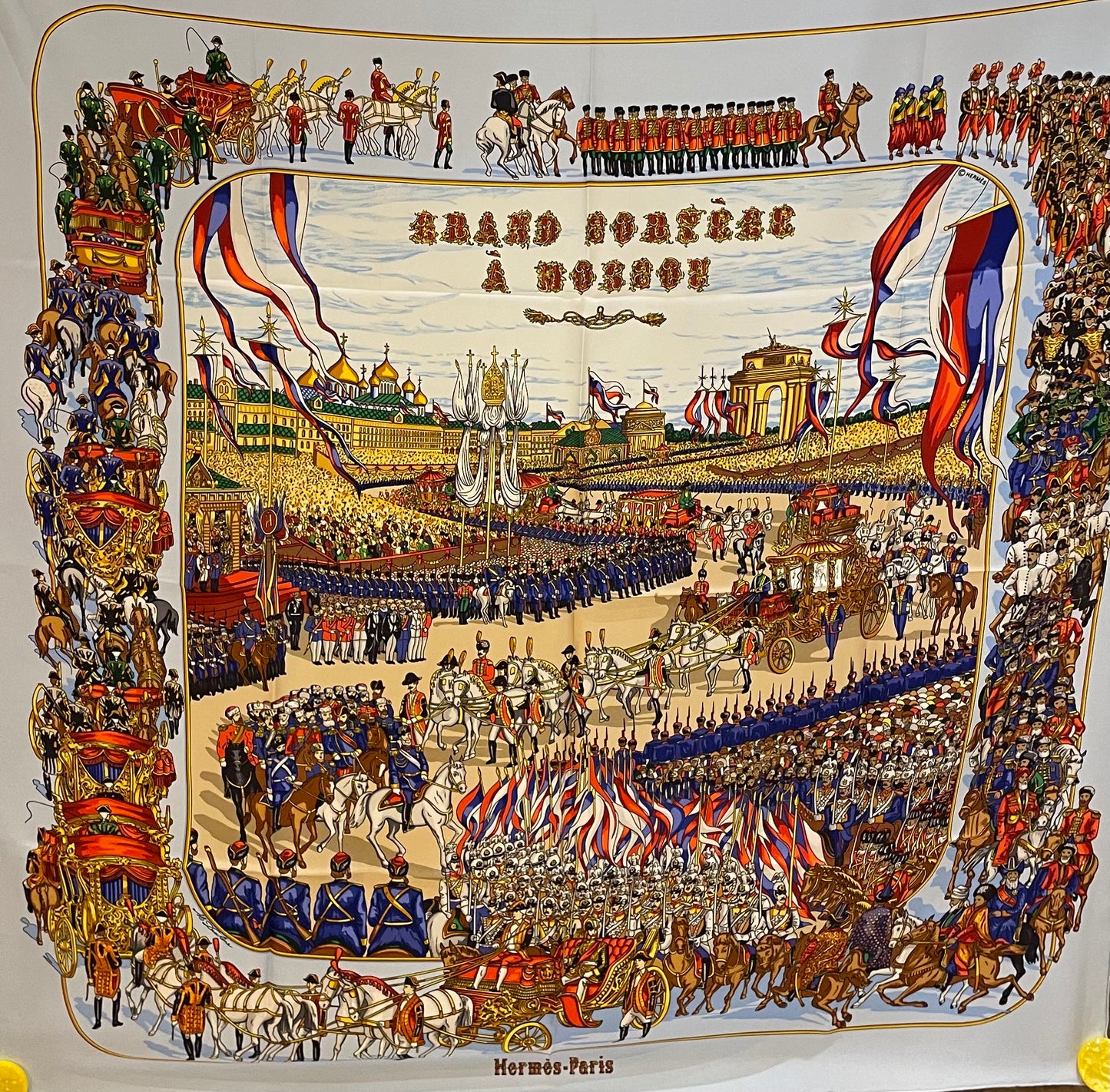 Carrè d’Hermès GRAND CORTÈE À MOSCOE