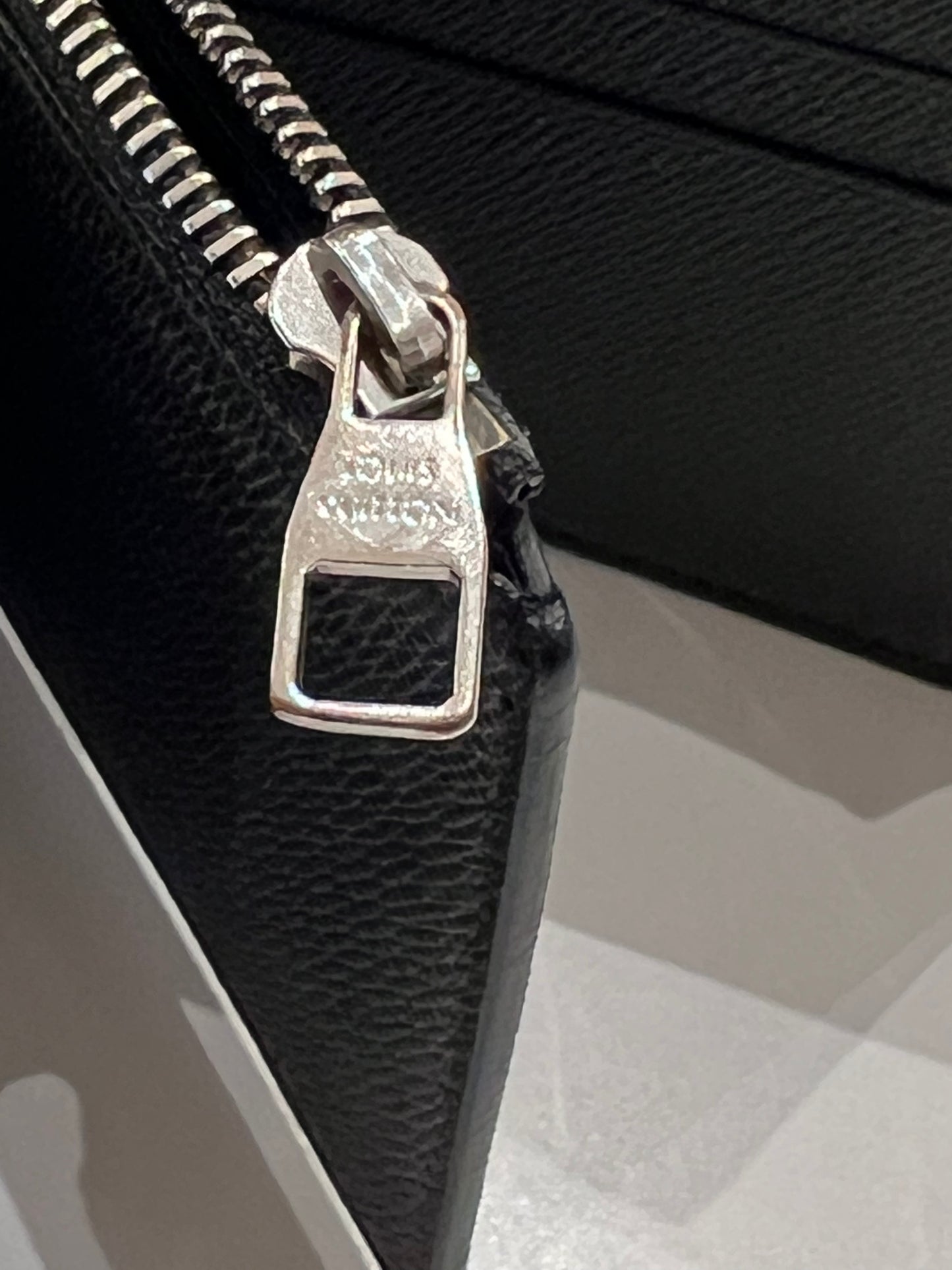 Louis Vuitton Amerigo wallet