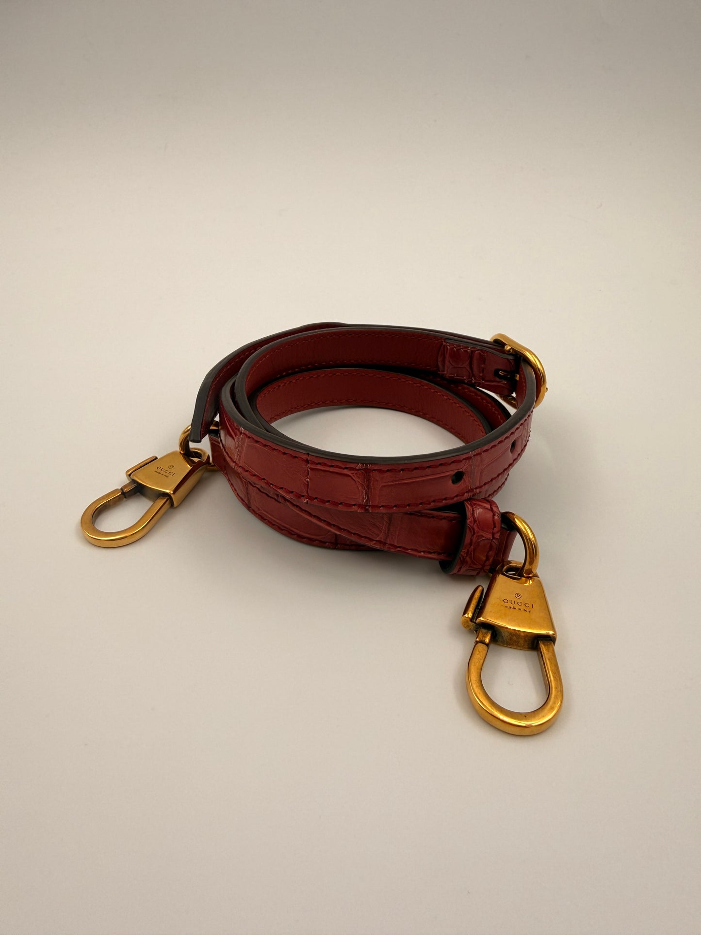 Gucci Diana medium GG Top Handle Coccodrillo