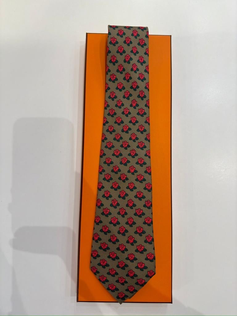 Cravatta vintage Hermès rose 7390PA
