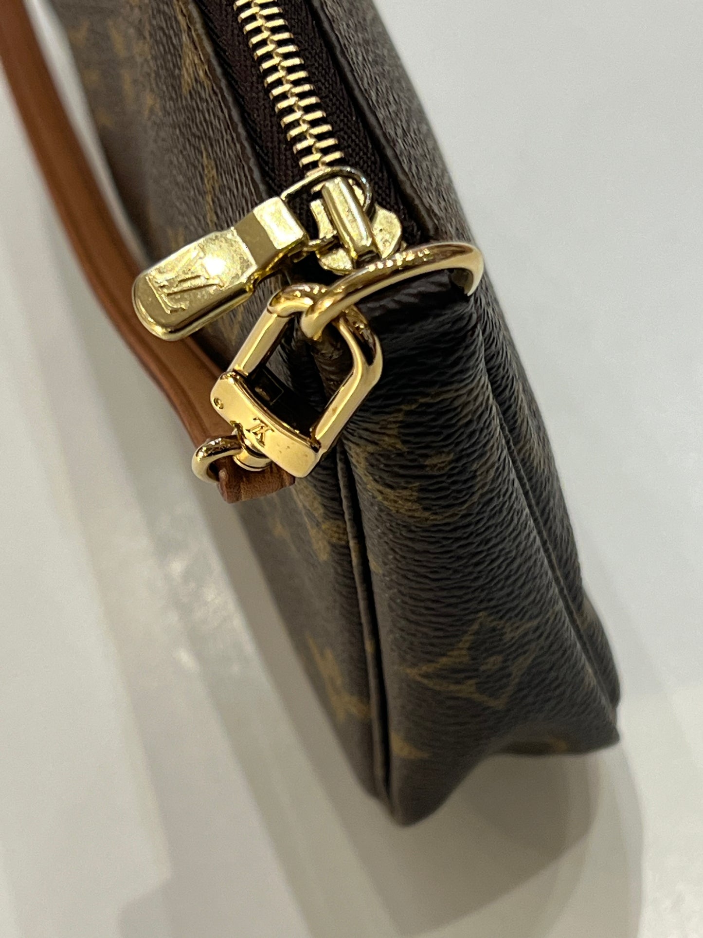 Pochette Accessories Louis Vuitton