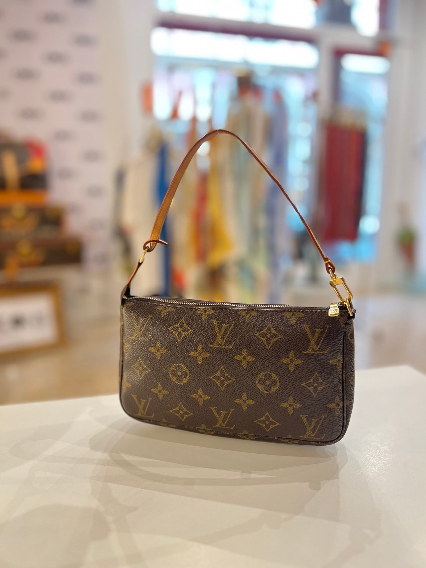 Louis Vuitton Pochette Accessories NM