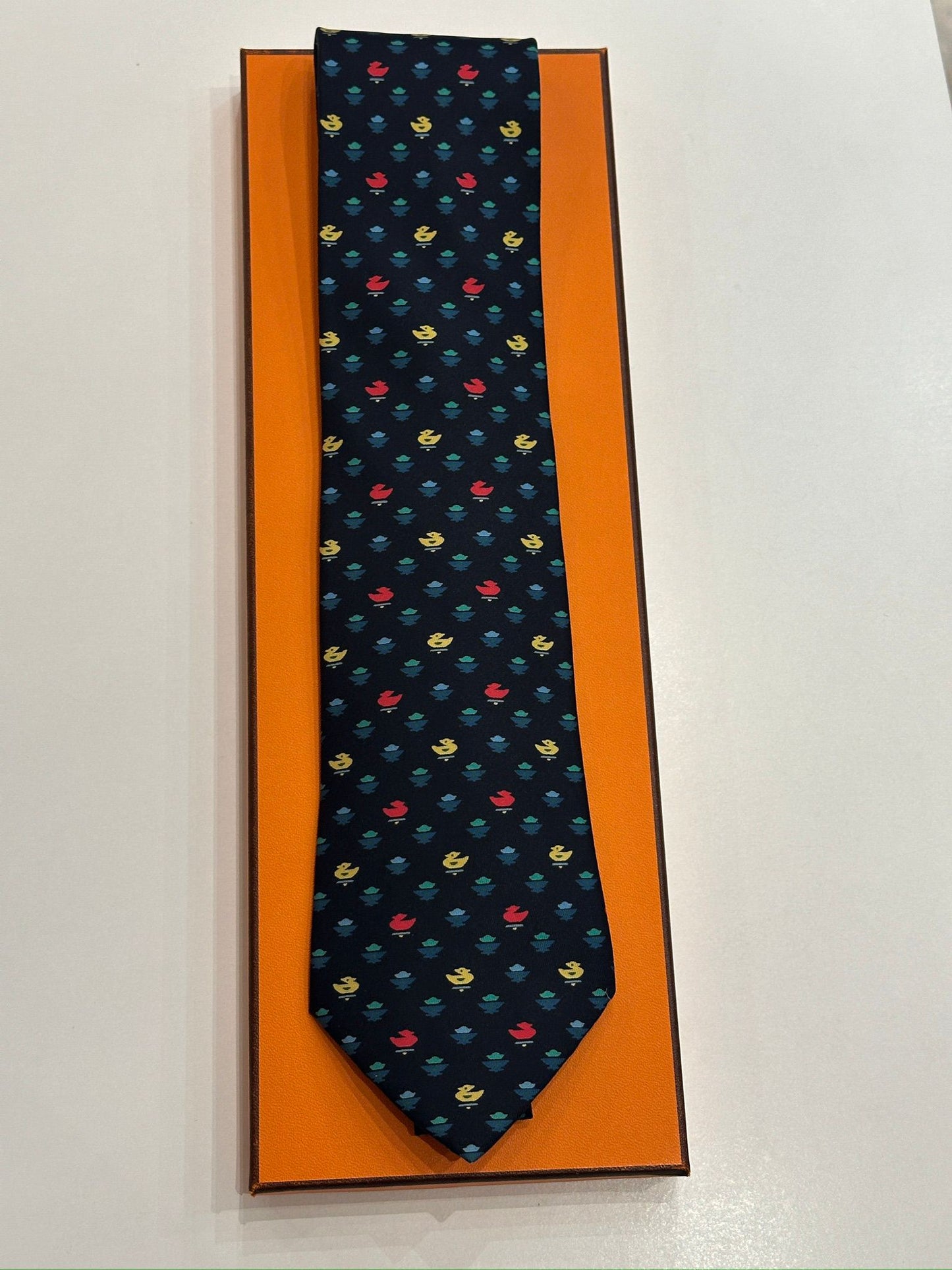 Cravatta vintage Hermès paperelle nera 7867UA