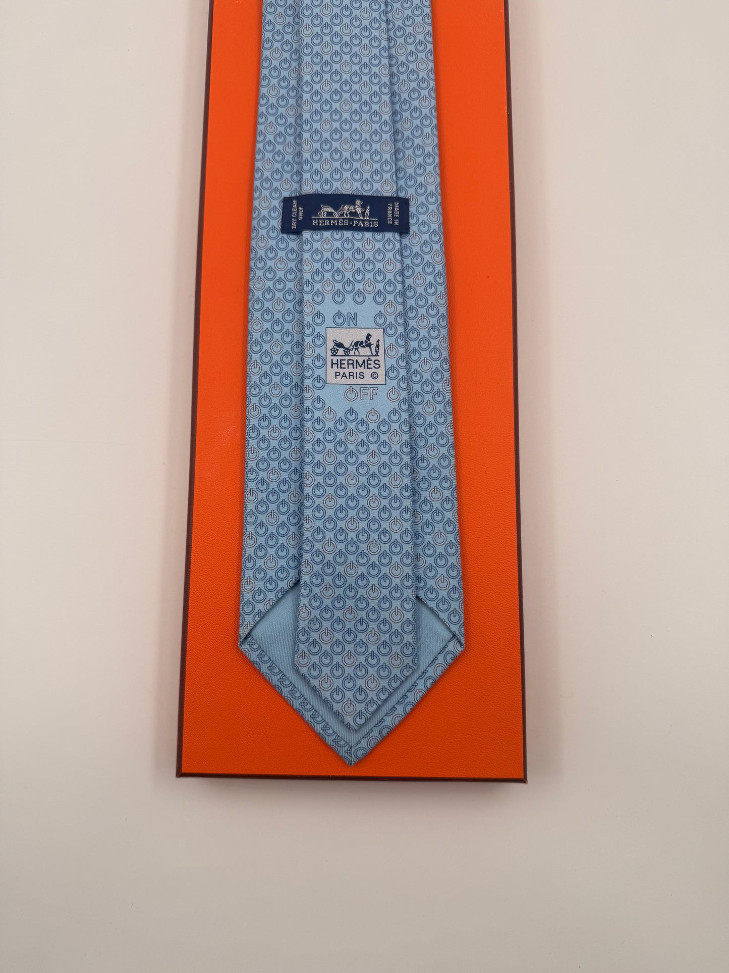 Cravatta Hermès On Off Cod 645667EA