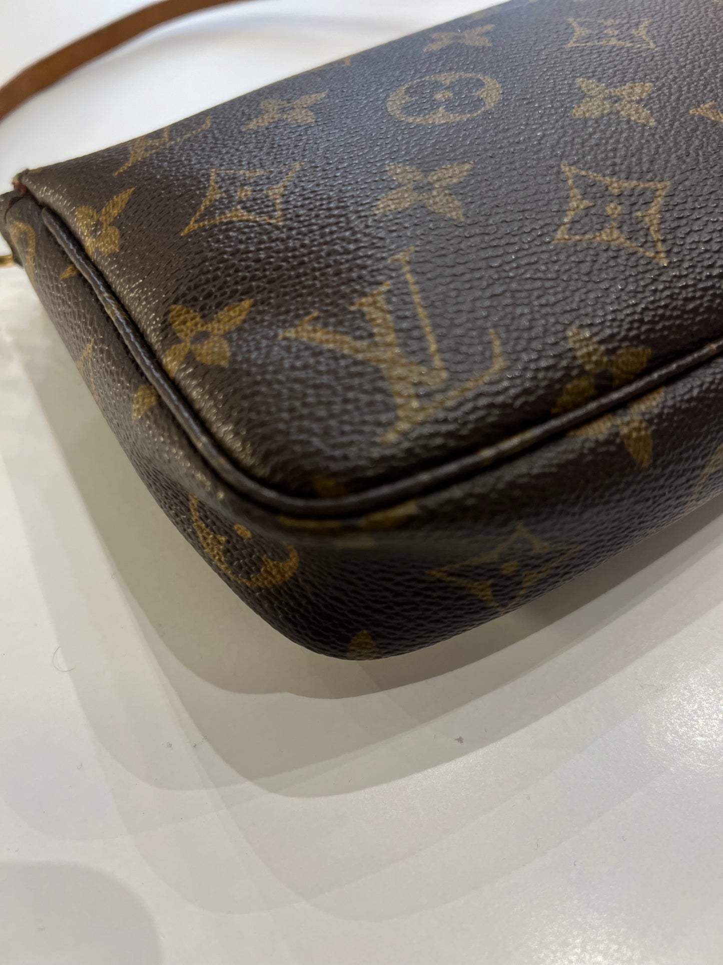 Louis Vuitton Pochette Accessories NM