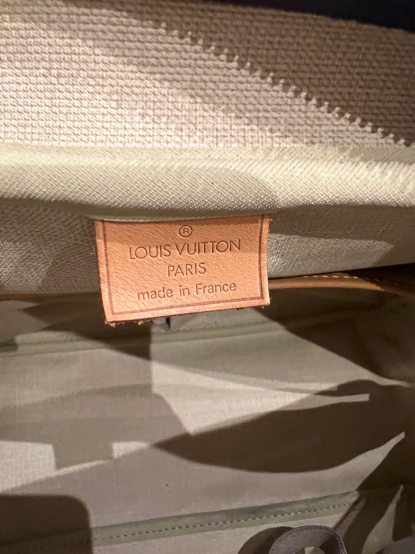 Louis Vuitton Deauville bag