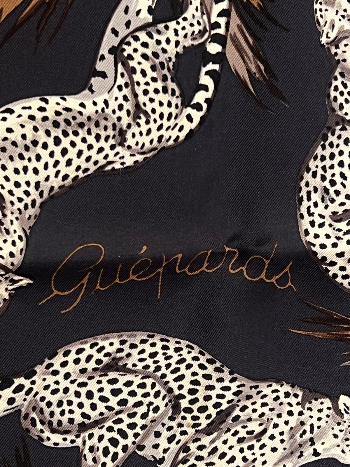 Foulard Hermès vintage Guépards