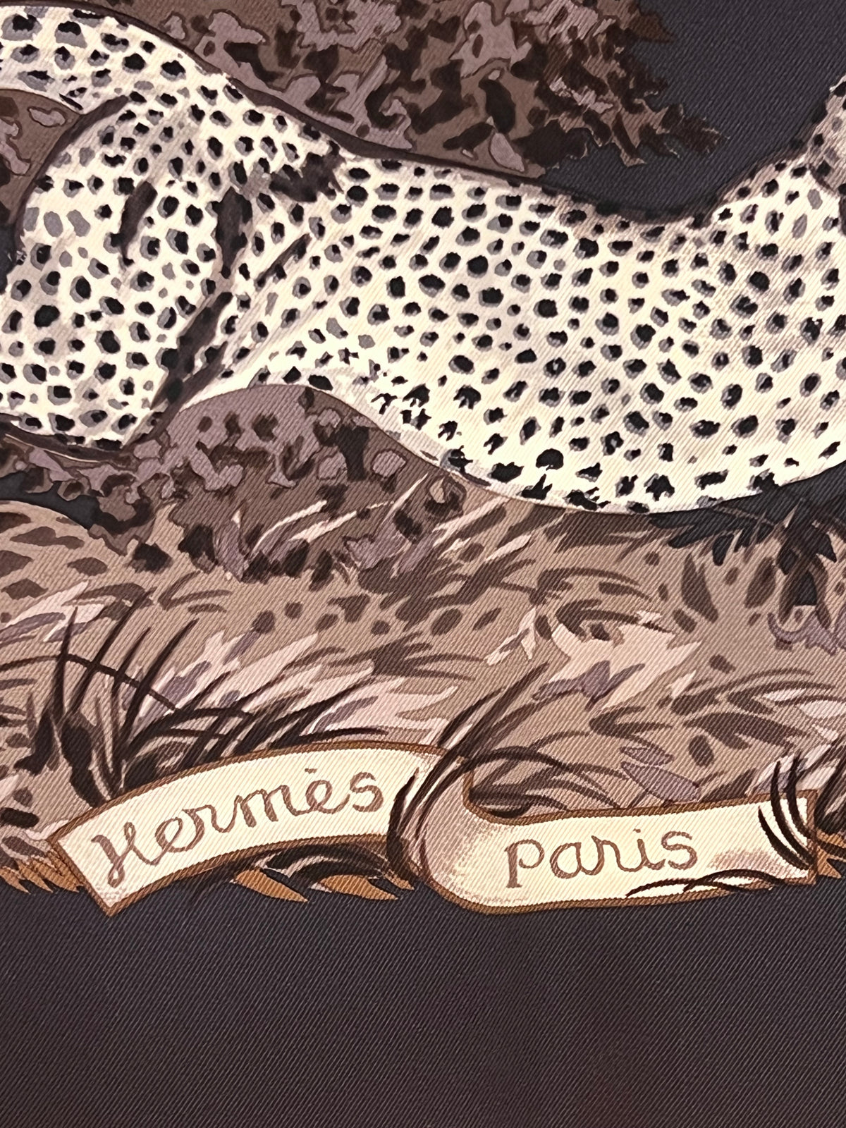 Foulard Hermès vintage Guépards