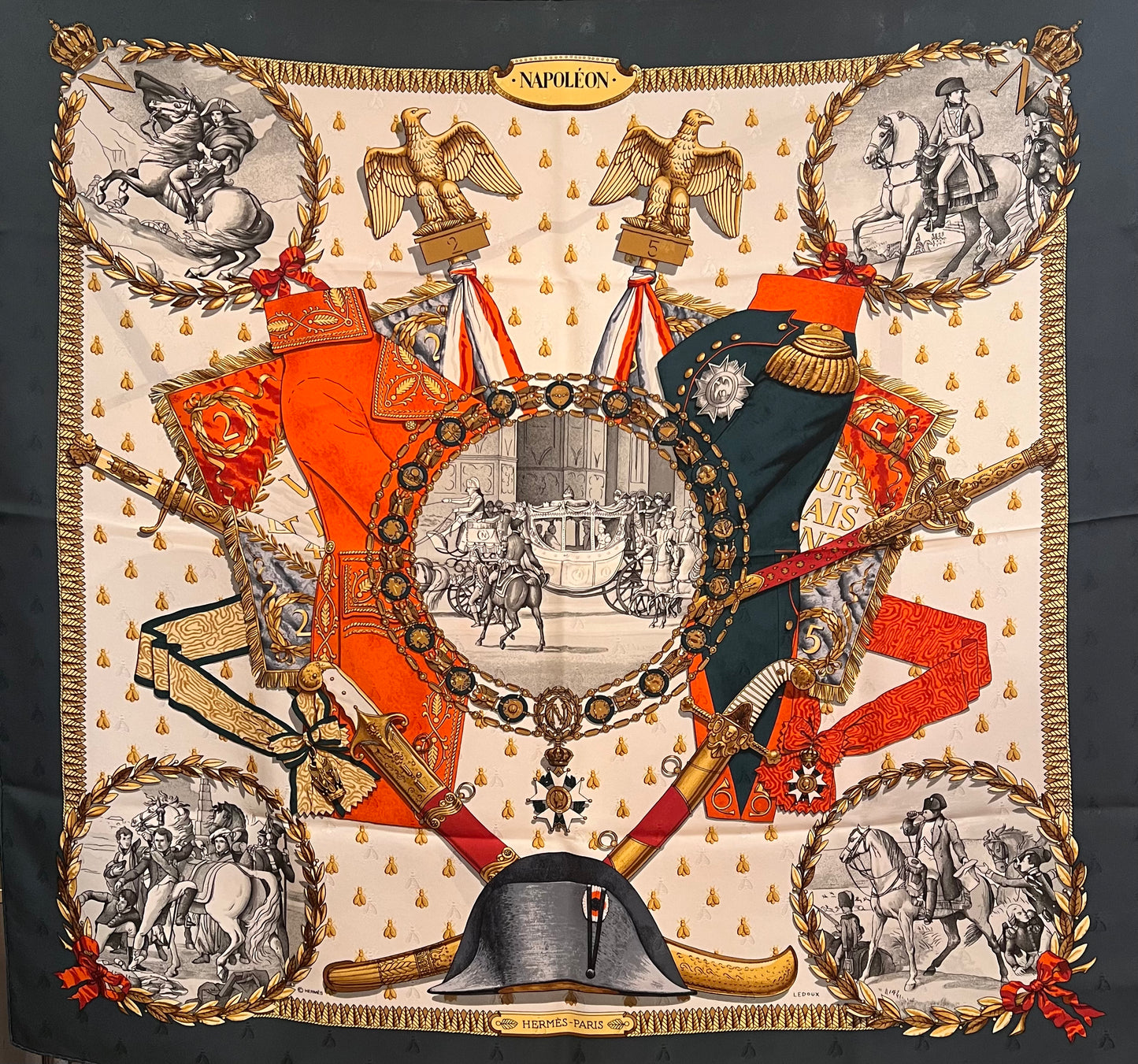 Foulard Hermès vintage Napoléon