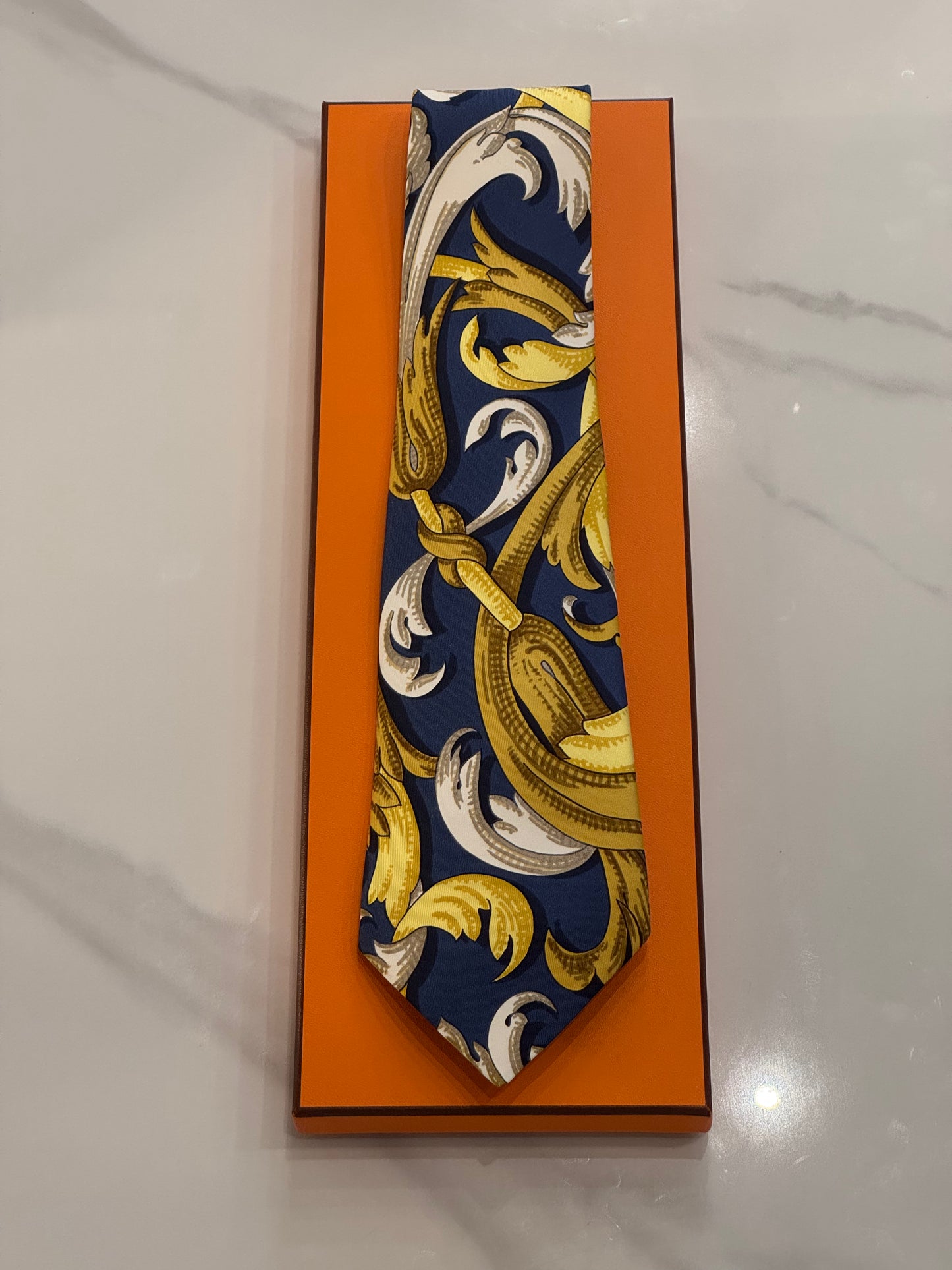 Cravatta vintage Hermès FOULARD
