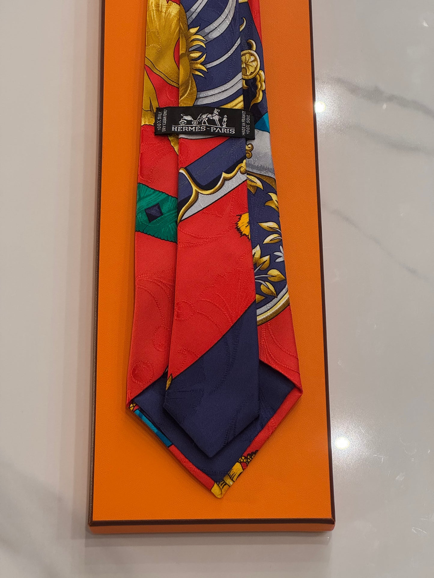 Cravatta vintage Hermès FOULARD