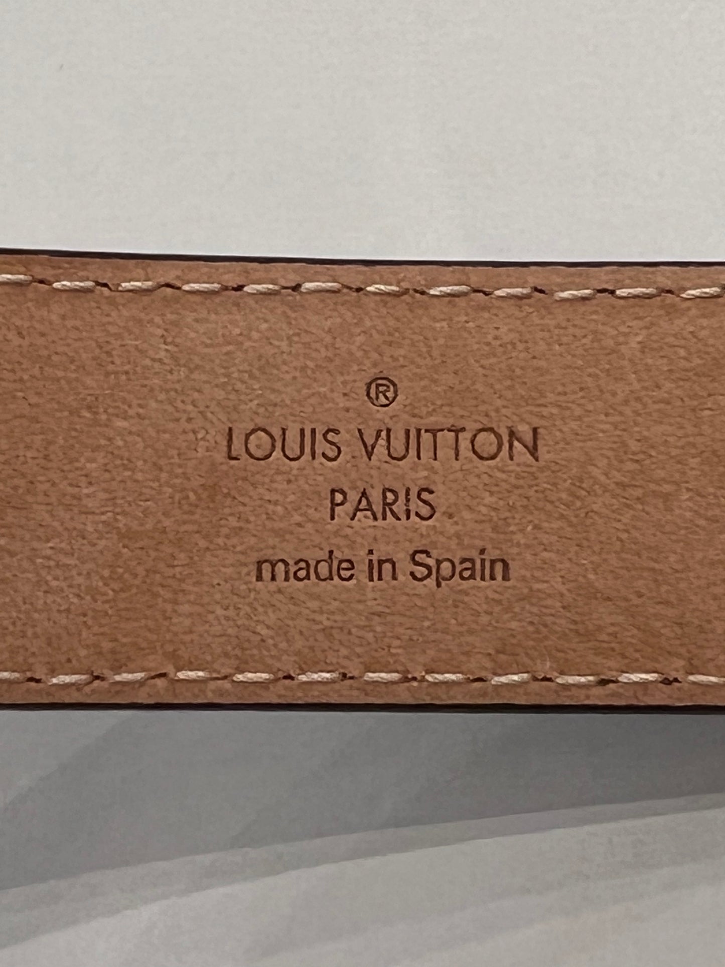 Louis Vuitton belt 80 cm
