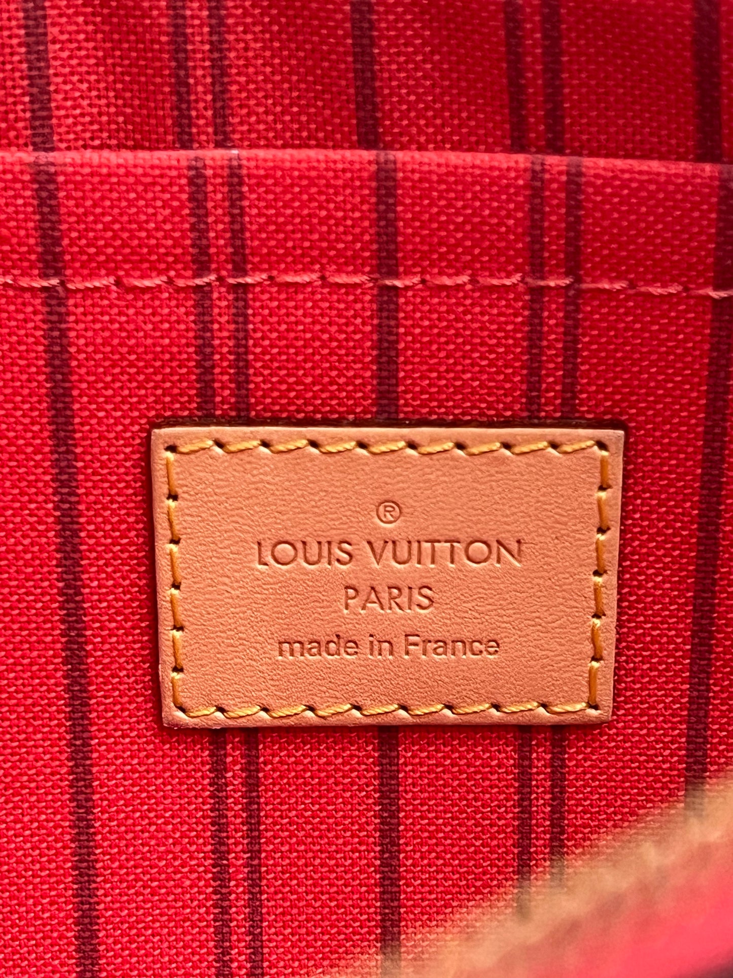 Louis Vuitton Neverfull MM V Saint Tropez