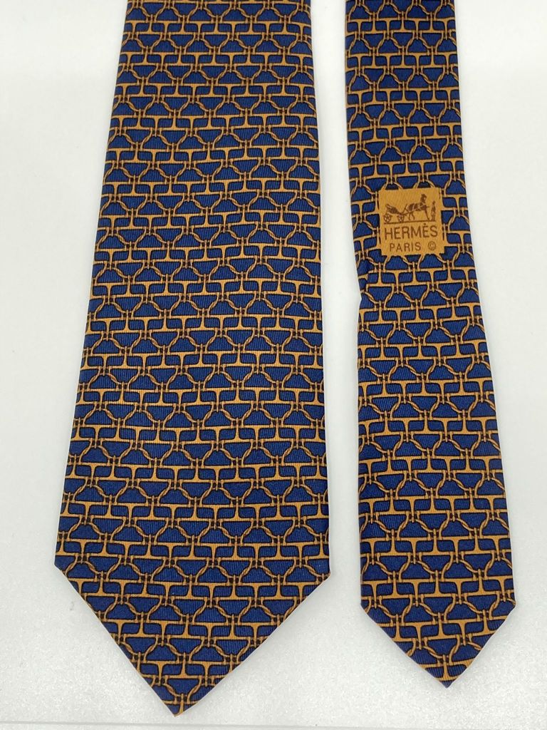 Cravatta Hermès con stampa briglie c.955IA