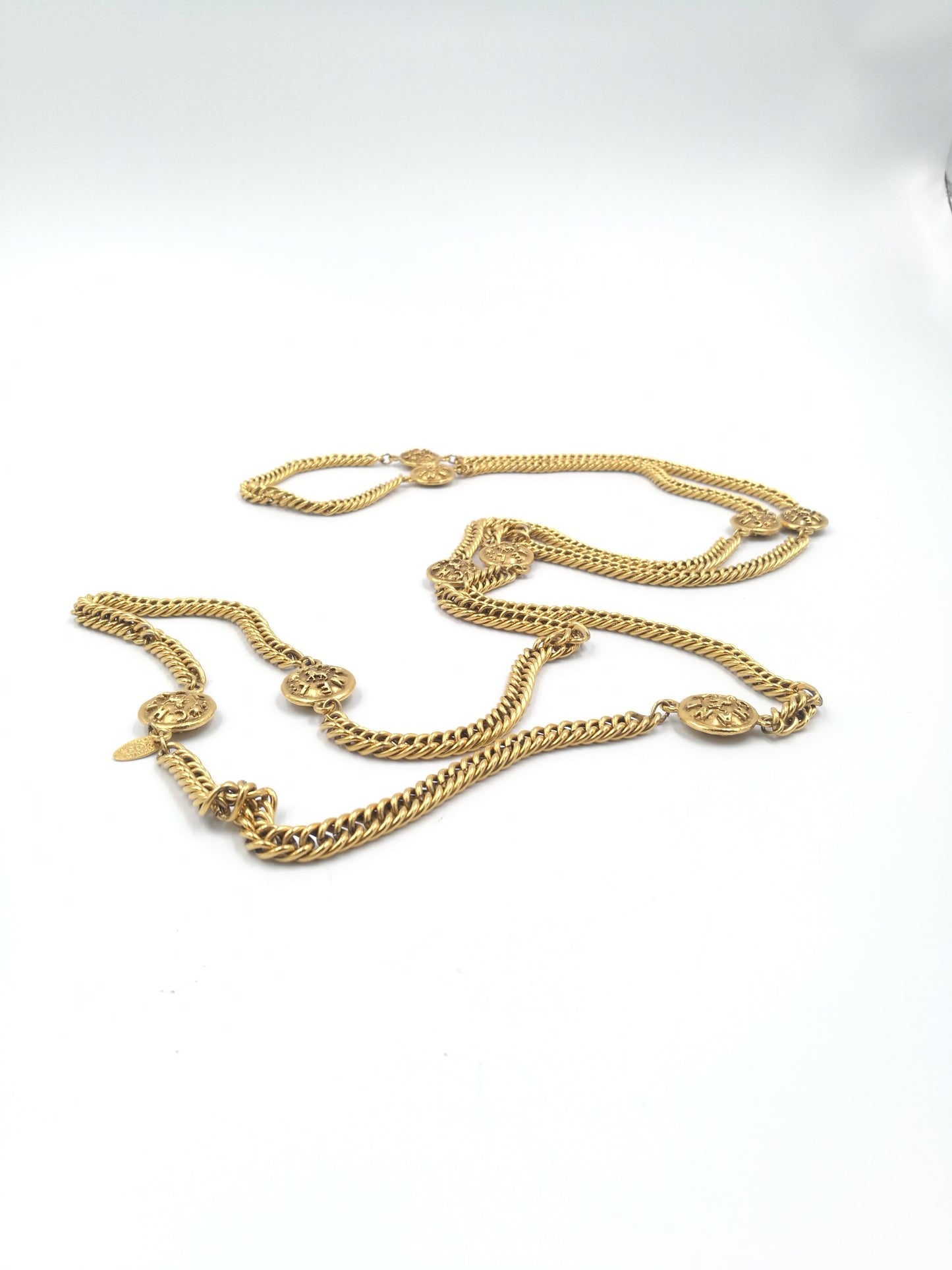 Chanel collana in metallo dorato