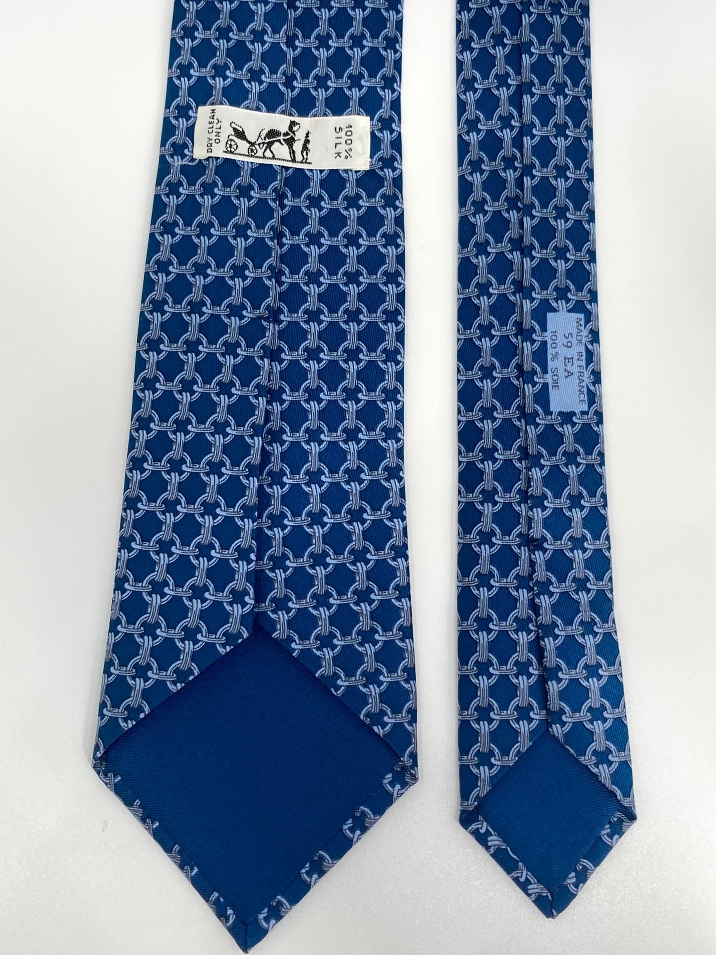 Cravatta Hermès con cerchi incatenati c.59EA