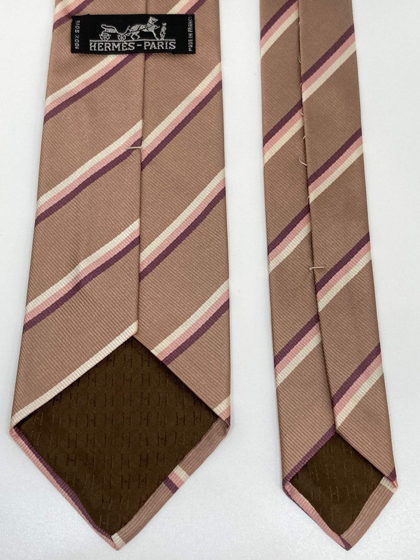 Cravatta Hermès con strisce oblique
