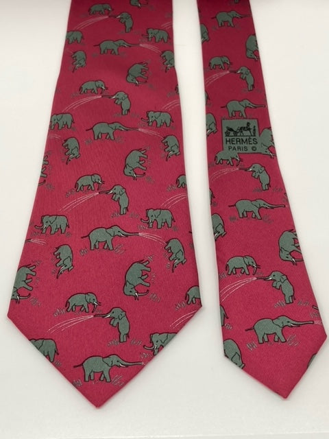 Cravatta Hermès con elefanti c.7111OA