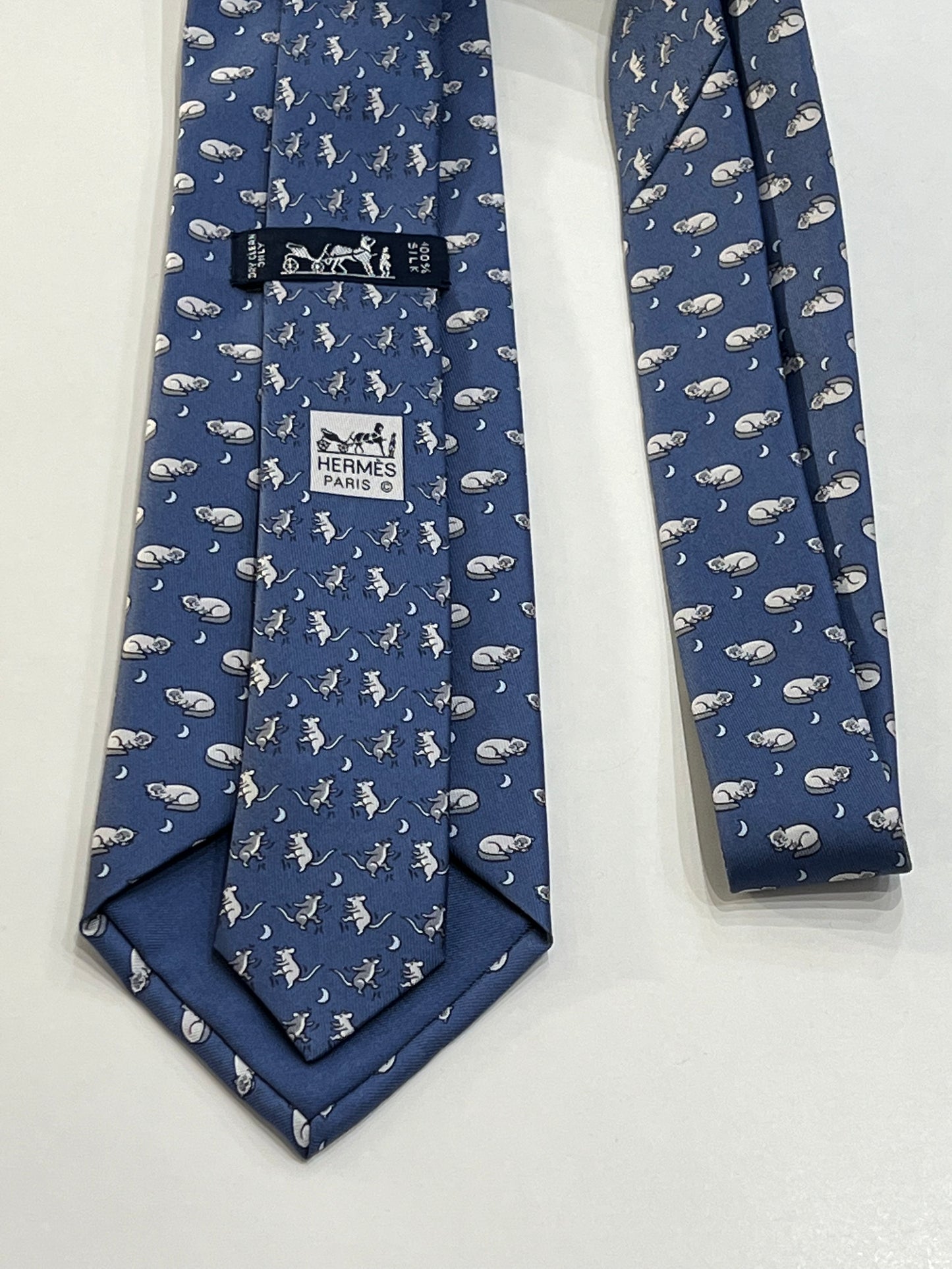 Cravatta Hermès con gatti e topi