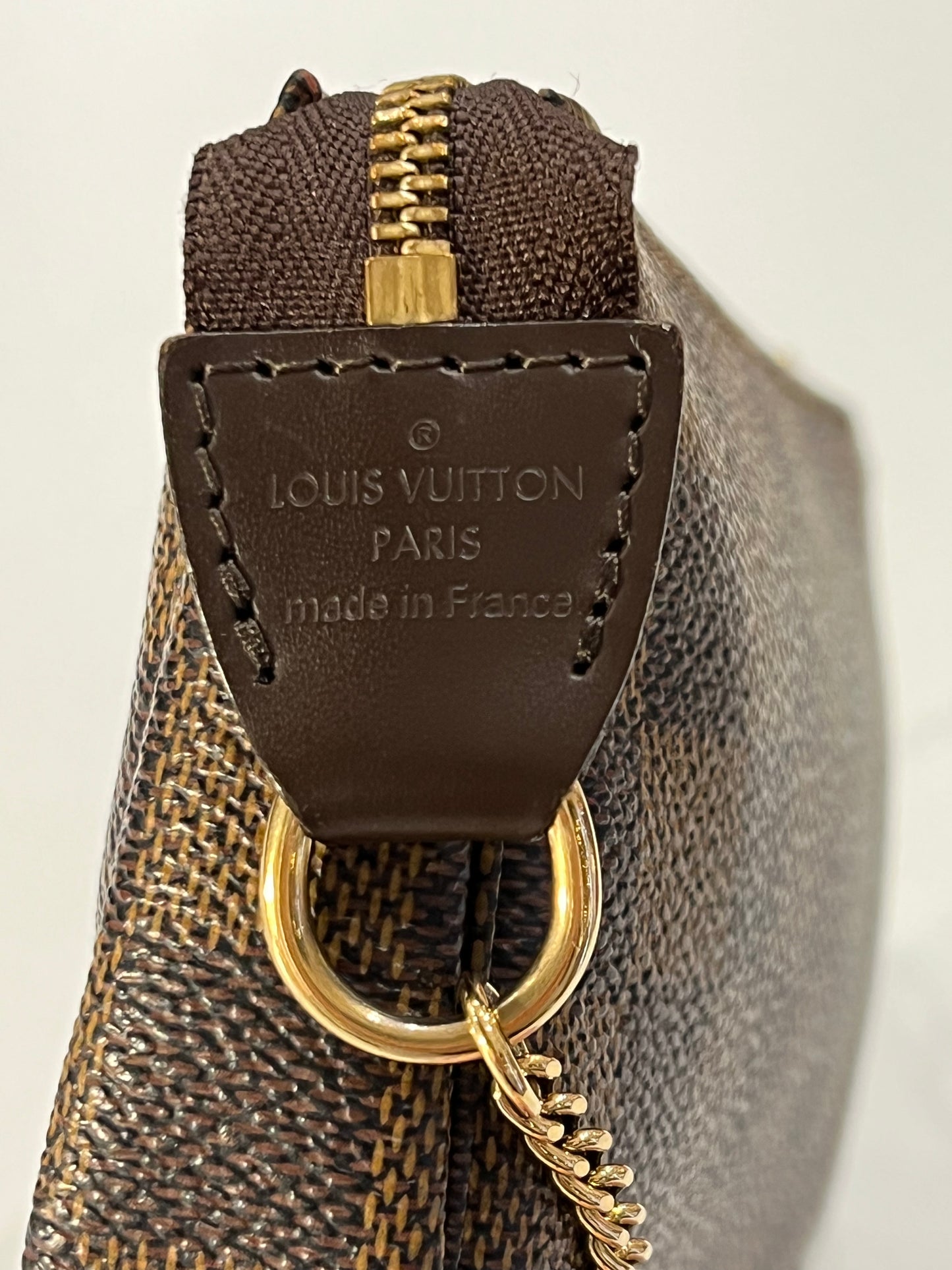 Louis Vuitton mini pochette damier ebene