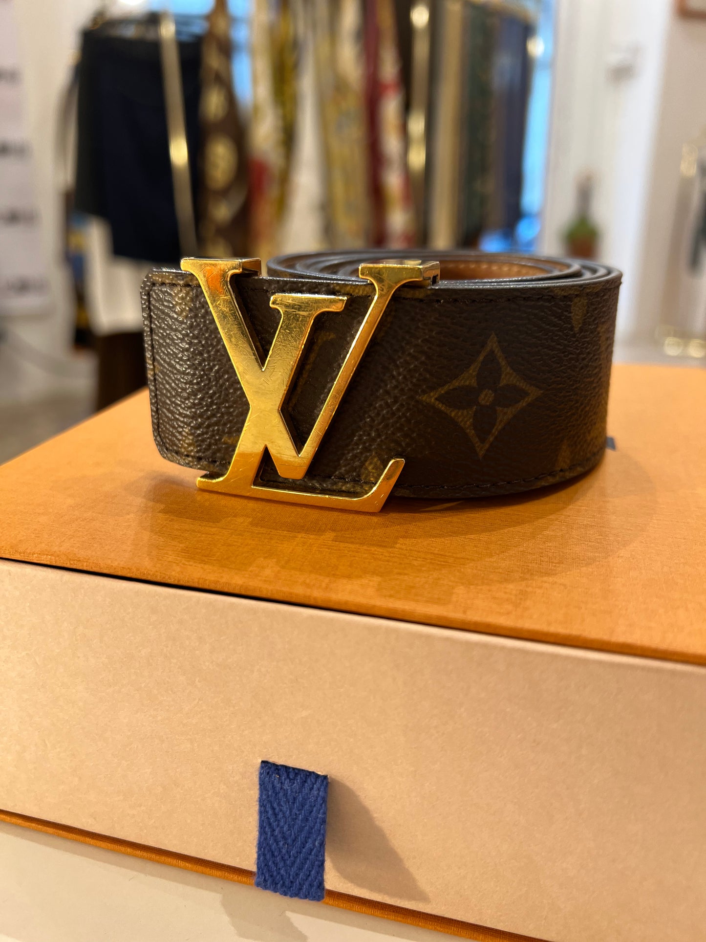 Louis Vuitton LV logo belt