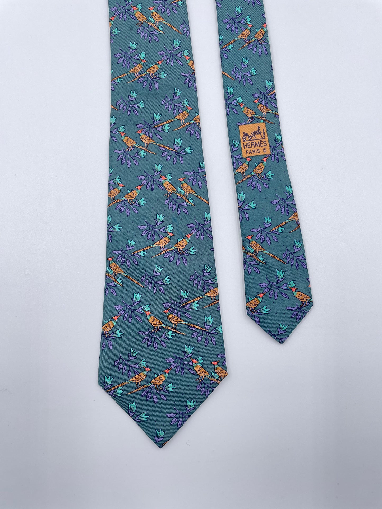 Cravatta Hermès con picchi sfondo blu c.7274ma